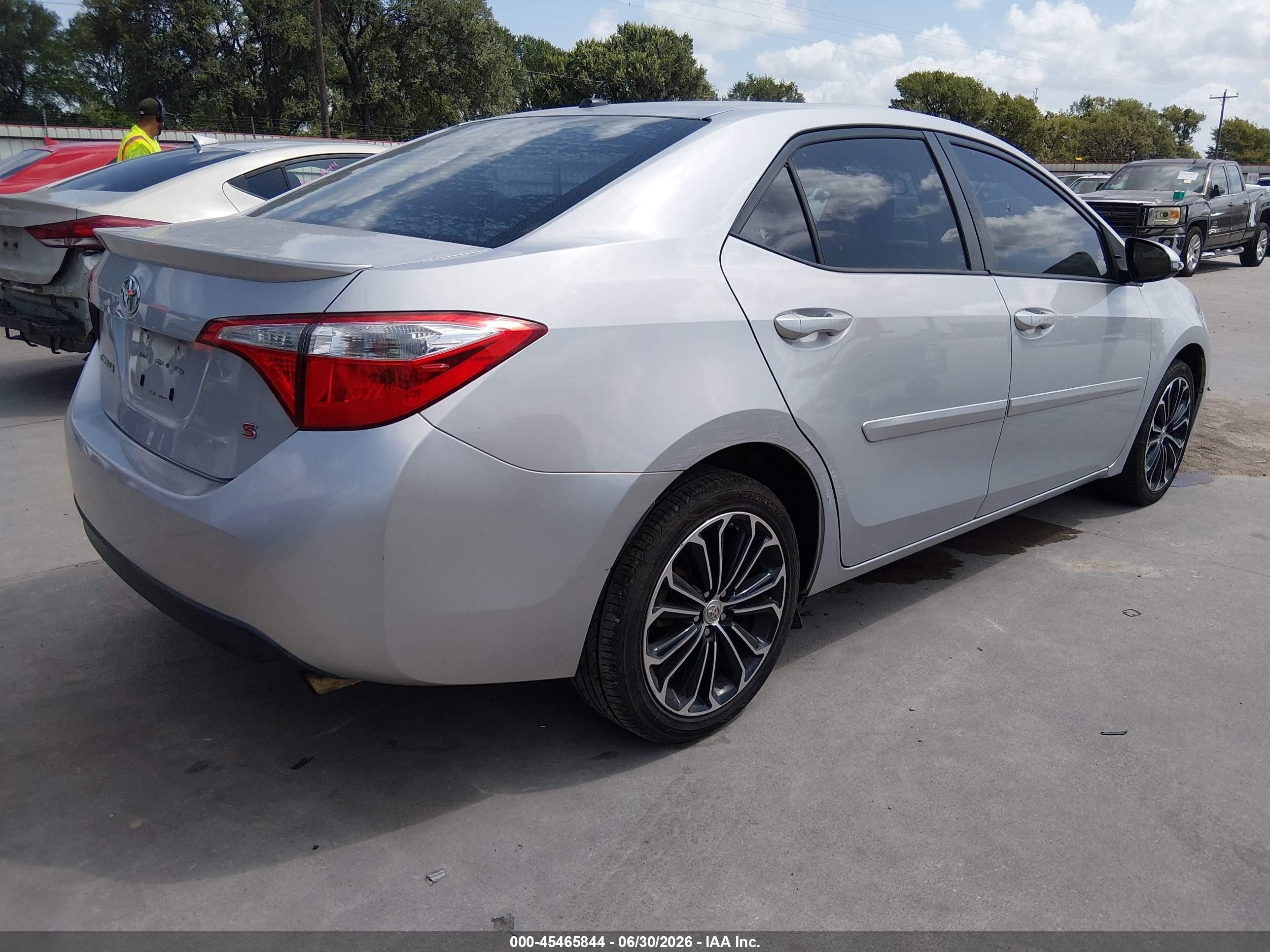2014 Toyota Corolla S Plus Silver vin: 2T1BURHE5EC092298