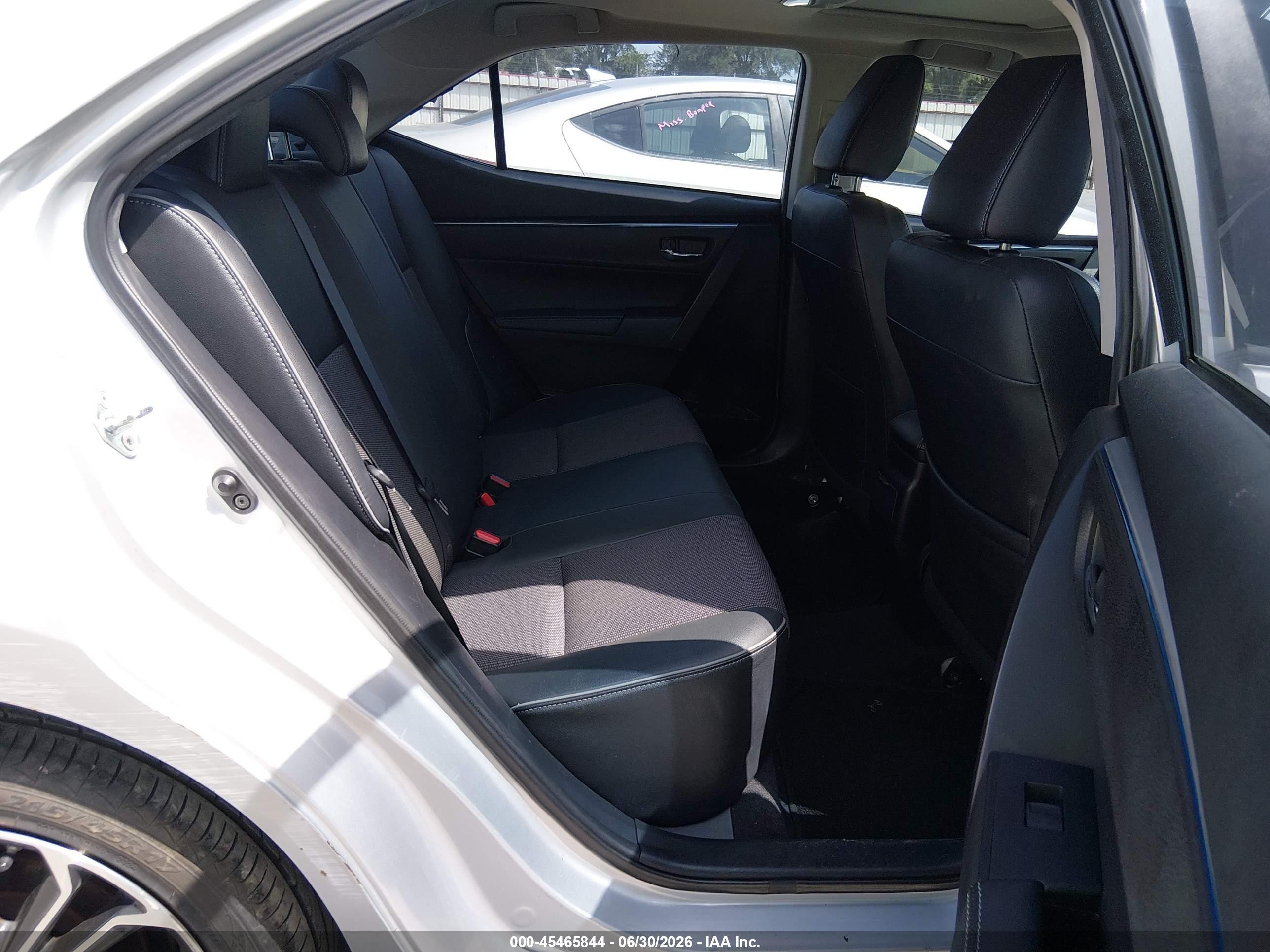 2014 Toyota Corolla S Plus Silver vin: 2T1BURHE5EC092298