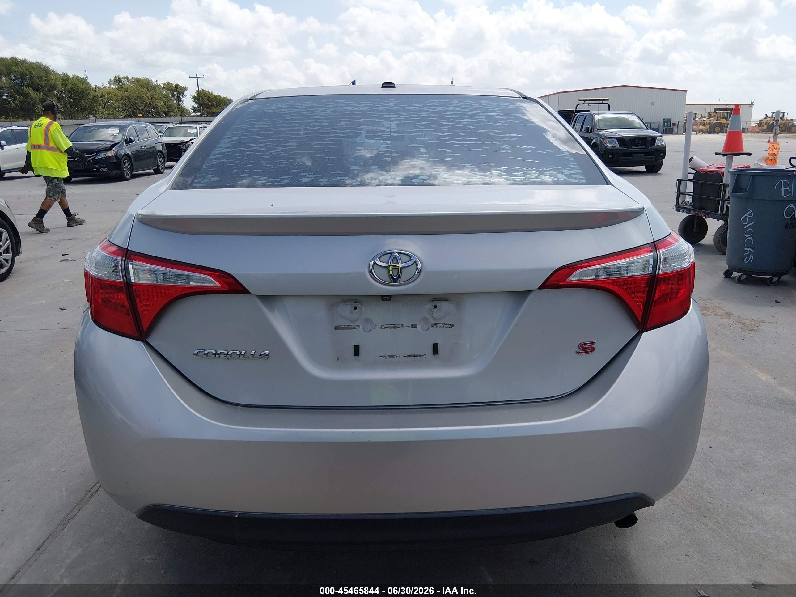 2014 Toyota Corolla S Plus Silver vin: 2T1BURHE5EC092298