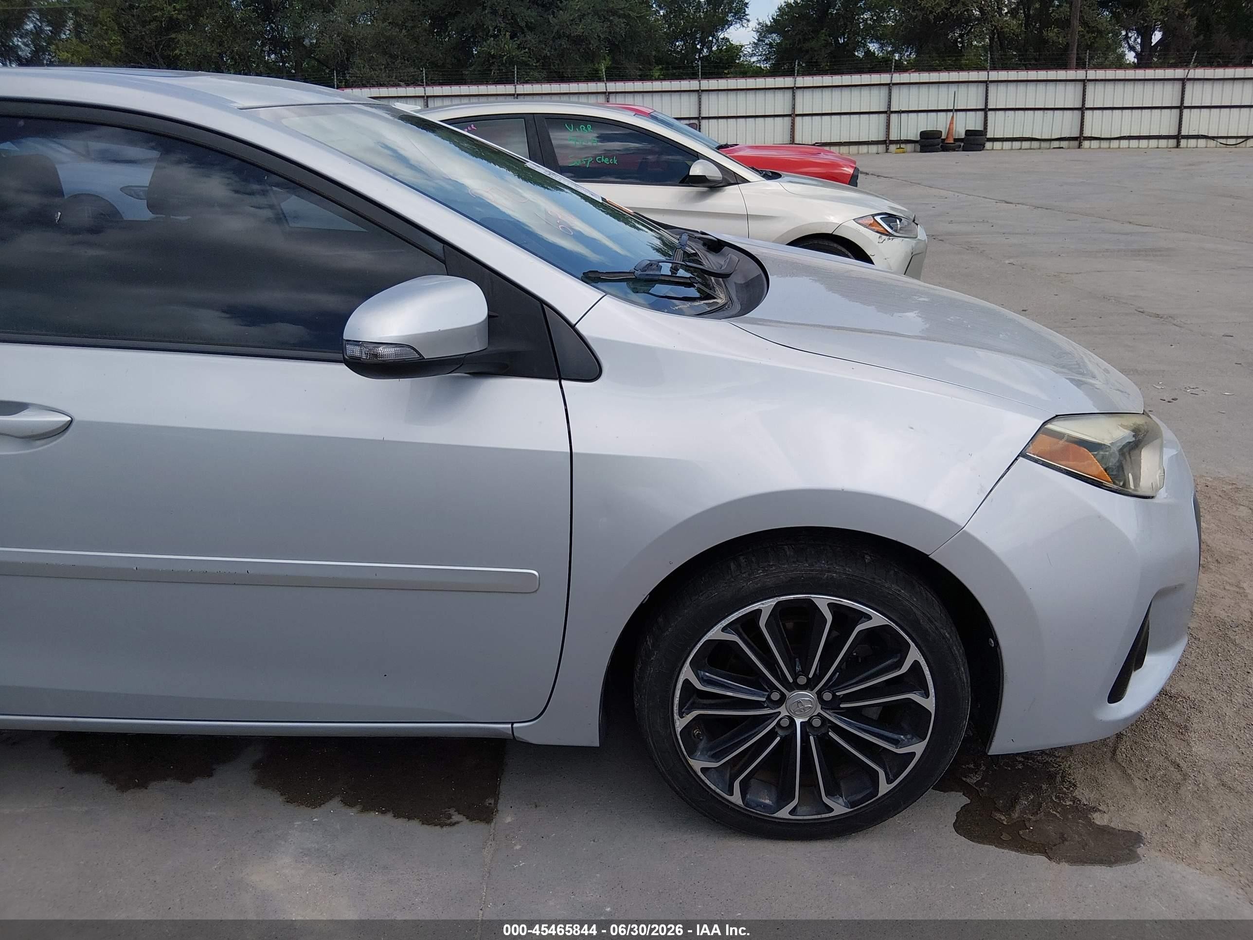 2014 Toyota Corolla S Plus Silver vin: 2T1BURHE5EC092298