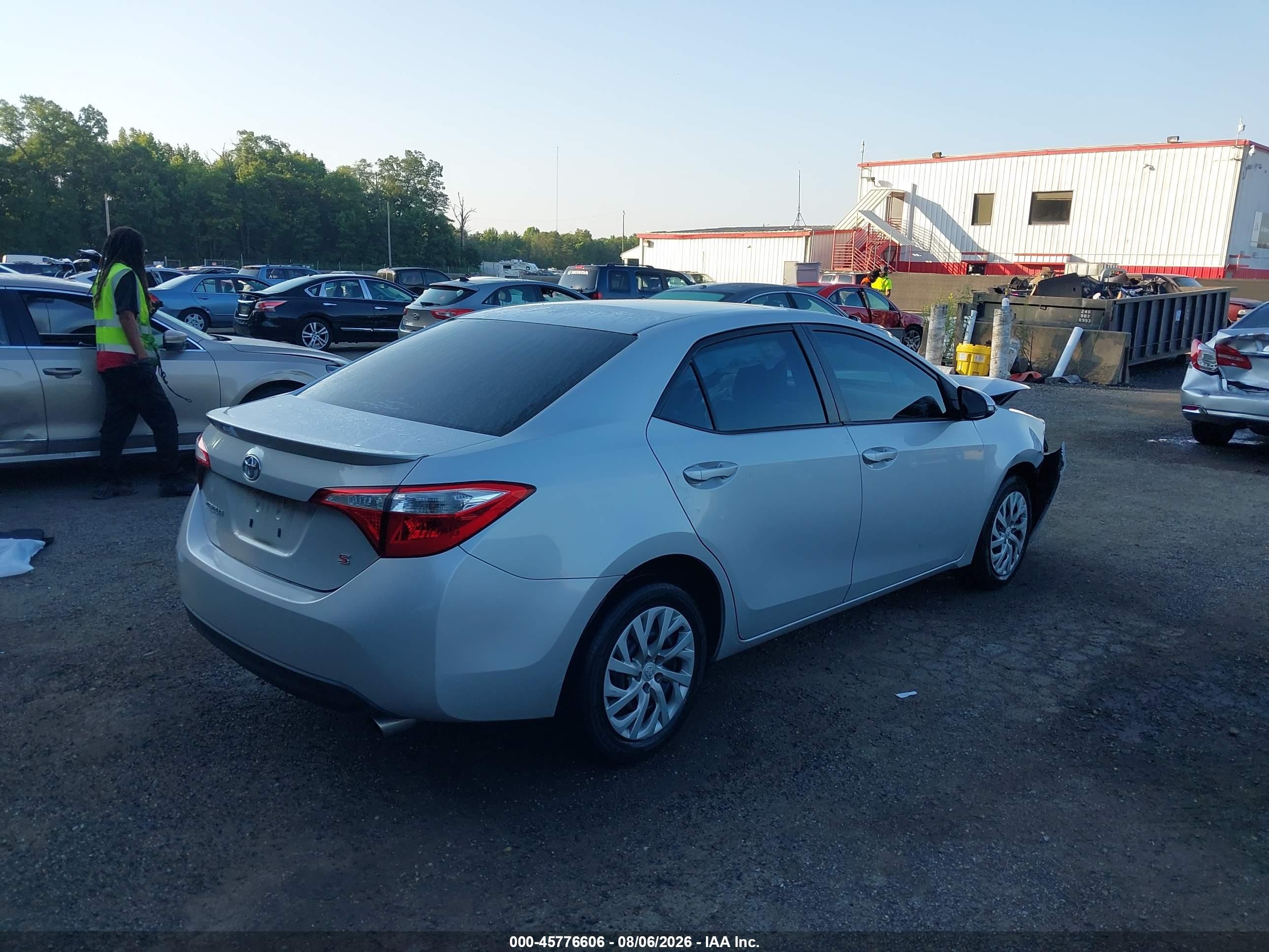 2014 Toyota Corolla S Silver vin: 2T1BURHE5EC093838