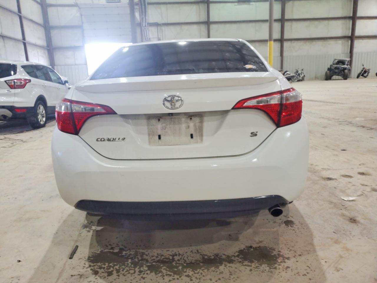2014 Toyota Corolla S Plus White vin: 2T1BURHE5EC096125