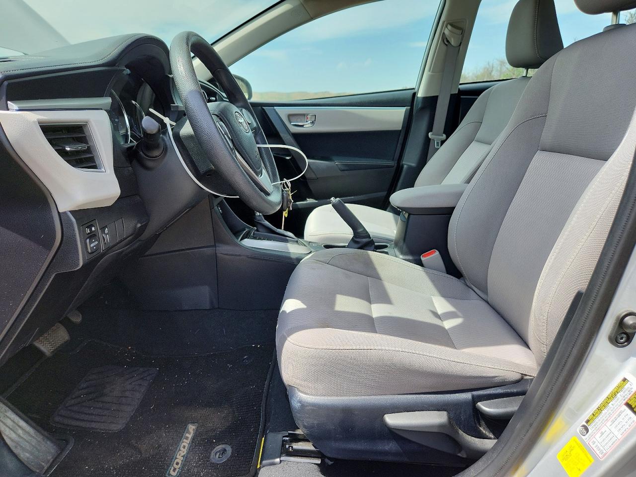 2014 Toyota Corolla Le Silver vin: 2T1BURHE5EC099610