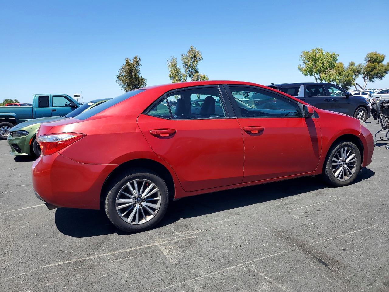 2014 Toyota Corolla Le Premium Red vin: 2T1BURHE5EC117460
