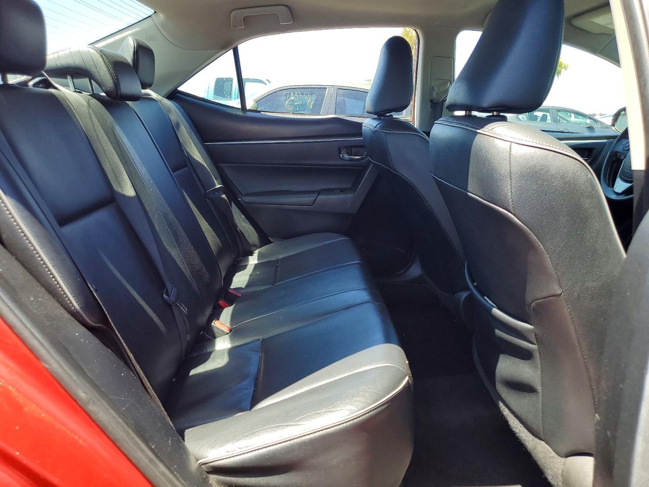 2014 Toyota Corolla Le Premium Red vin: 2T1BURHE5EC117460