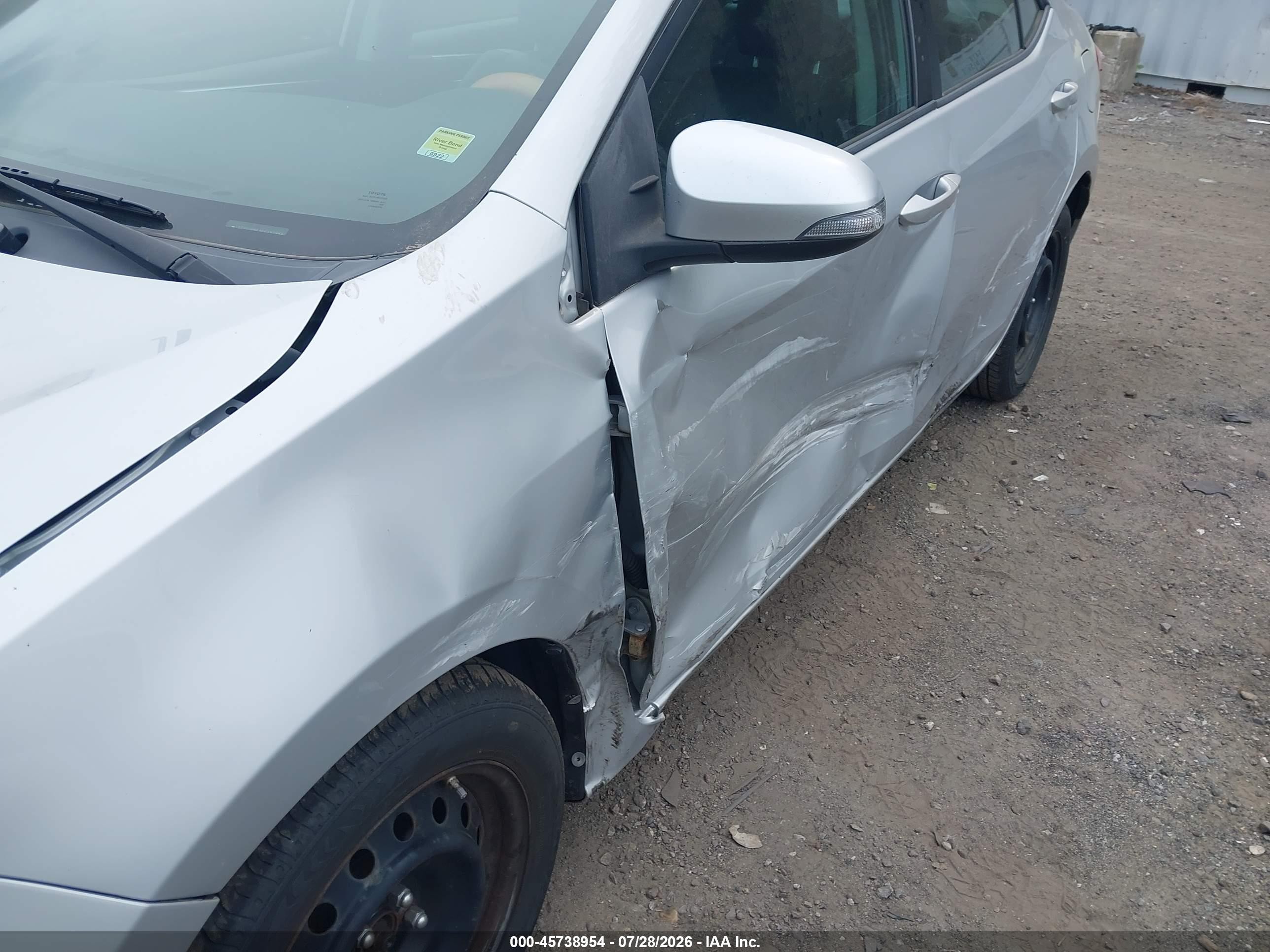 2014 Toyota Corolla S Silver vin: 2T1BURHE5EC152998