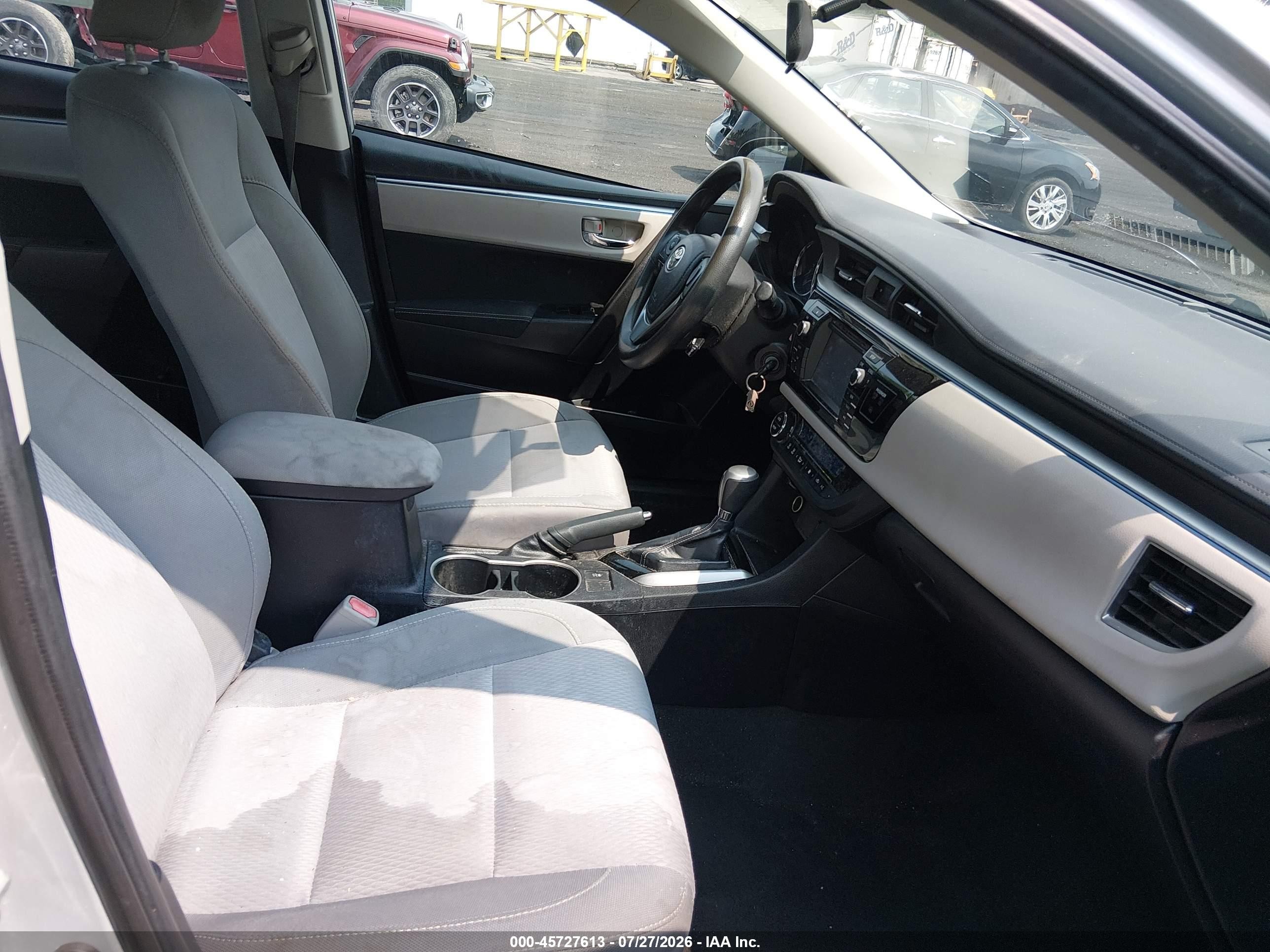 2014 Toyota Corolla Le Серебряный vin: 2T1BURHE5EC157764