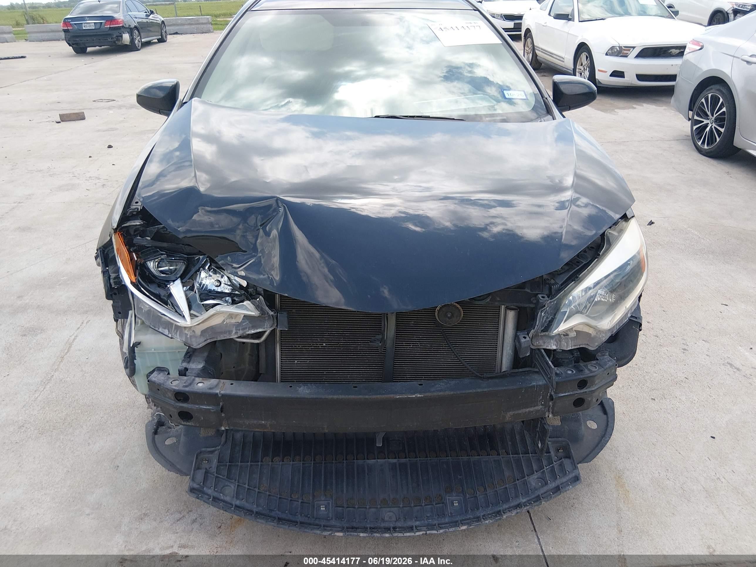 2014 Toyota Corolla Le Black vin: 2T1BURHE5EC158865