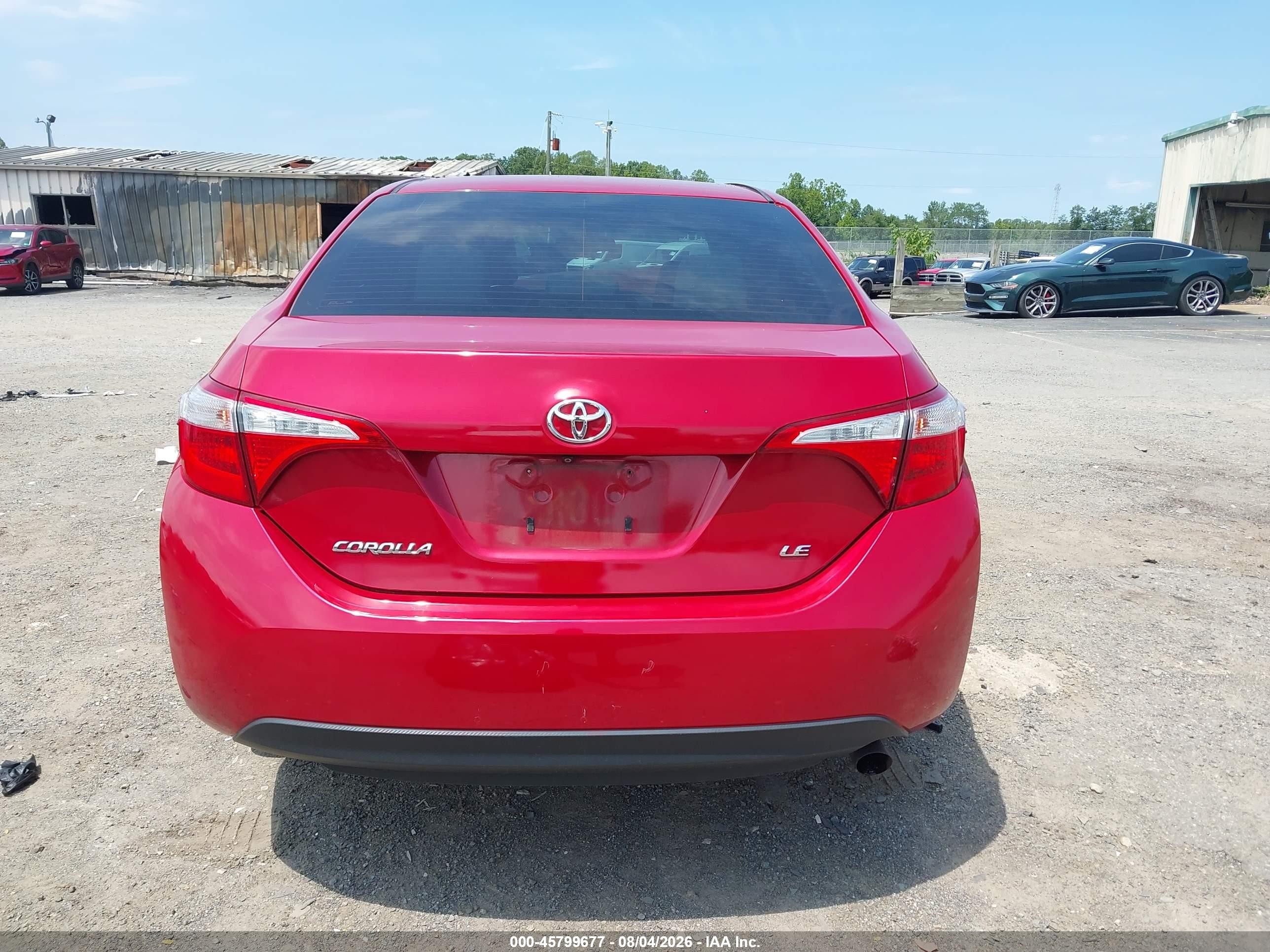 2014 Toyota Corolla Le Red vin: 2T1BURHE5EC181112
