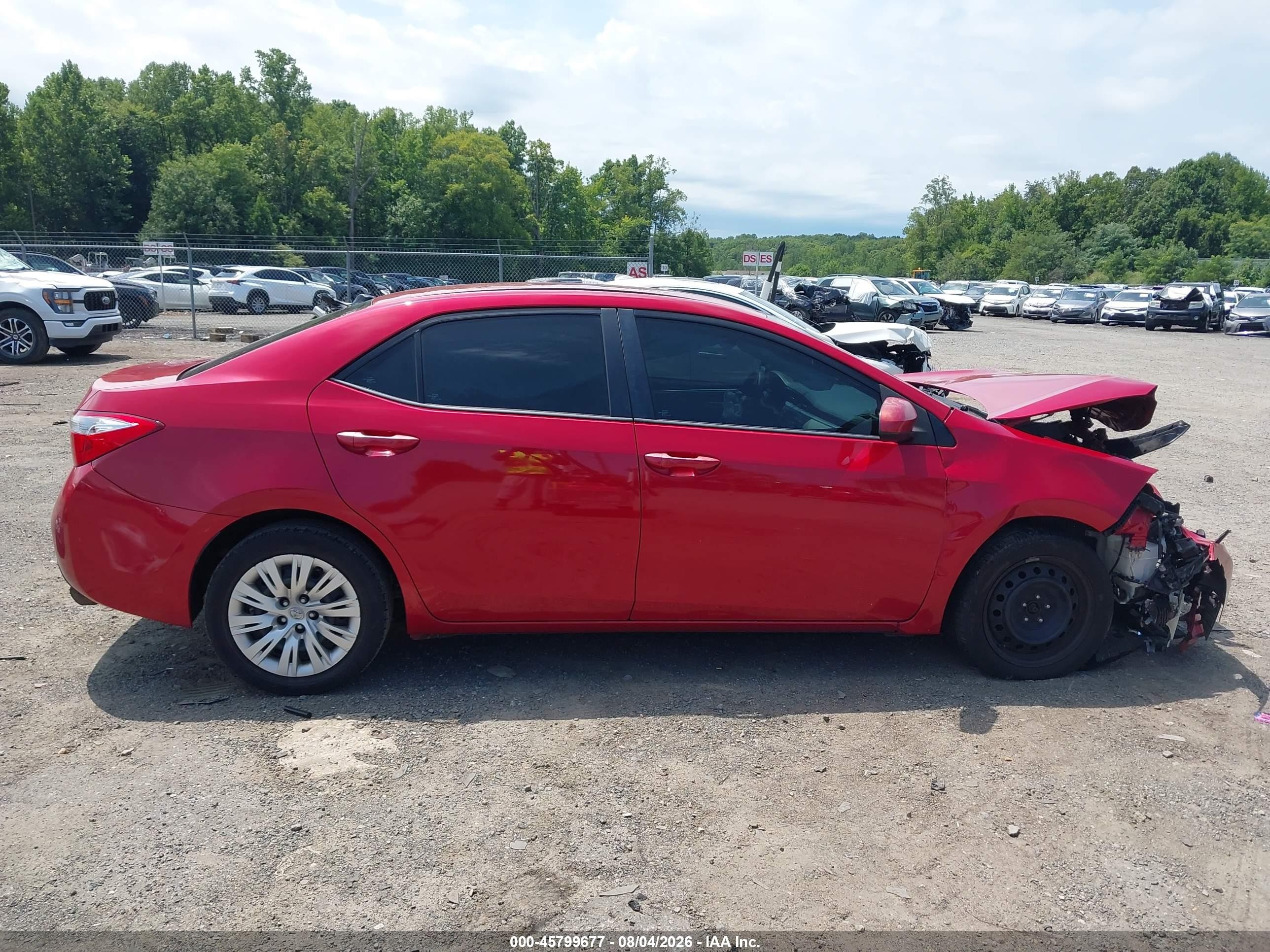 2014 Toyota Corolla Le Red vin: 2T1BURHE5EC181112