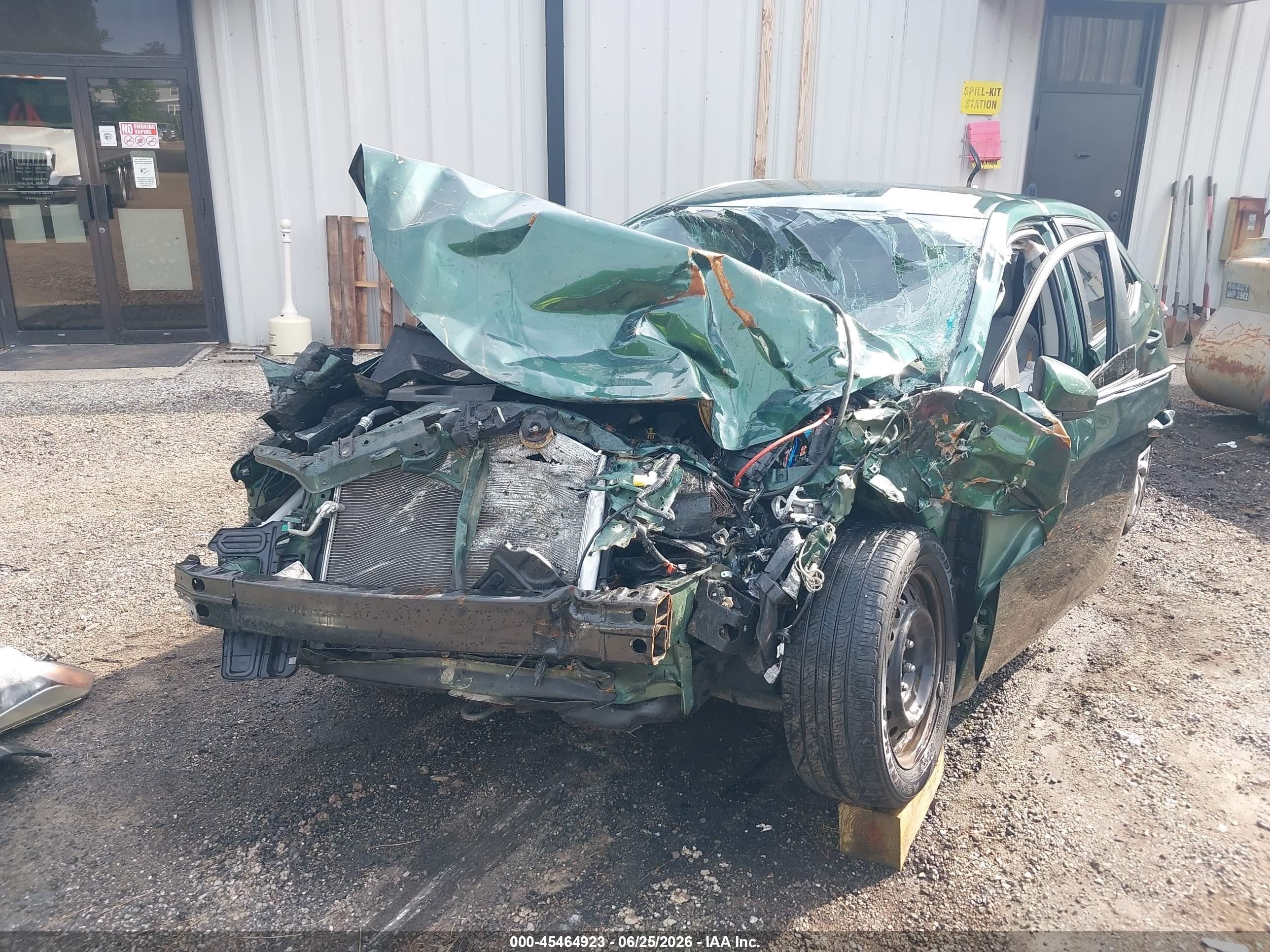 2014 Toyota Corolla Le Green vin: 2T1BURHE5EC182700