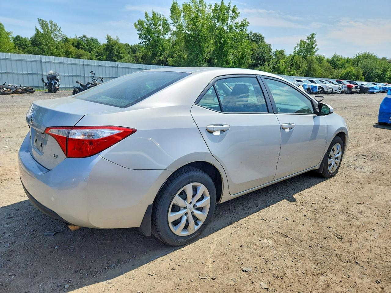 2014 Toyota Corolla Le Silver vin: 2T1BURHE5EC201021