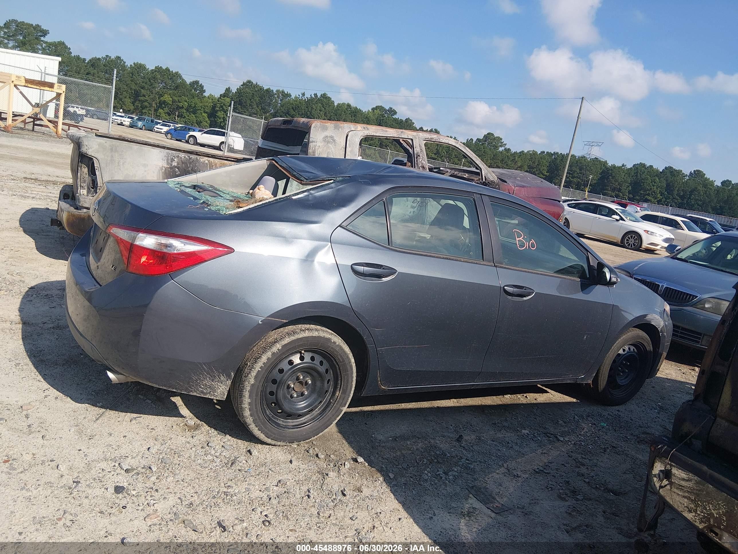 2014 Toyota Corolla Le Blue vin: 2T1BURHE5EC212844
