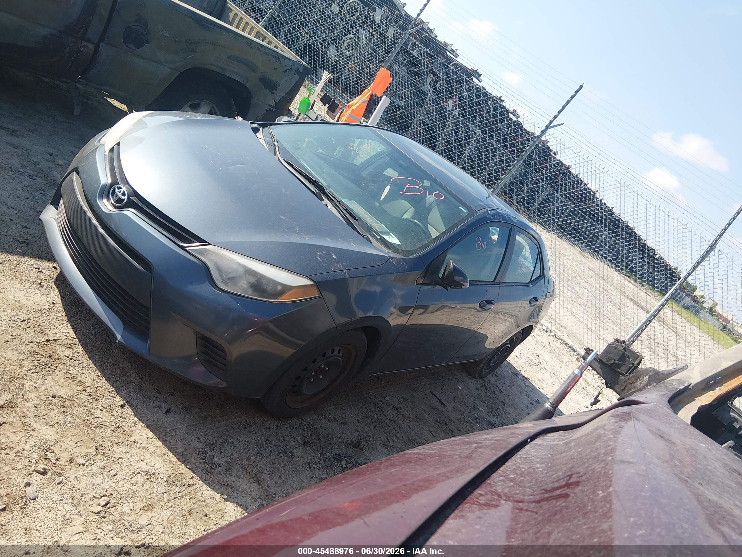 2014 Toyota Corolla Le Blue vin: 2T1BURHE5EC212844