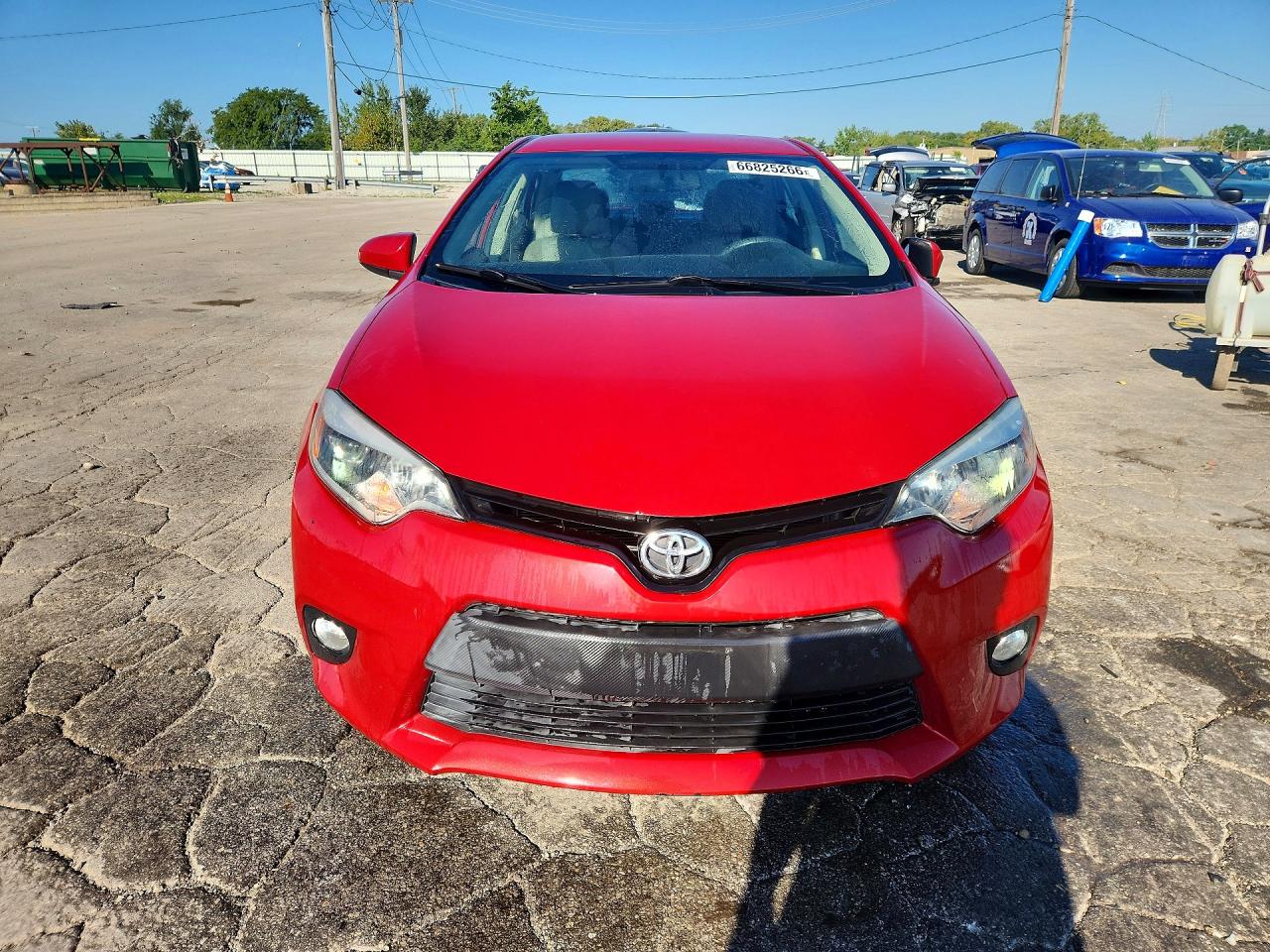 2014 Toyota Corolla Le Plus Red vin: 2T1BURHE5EC220135