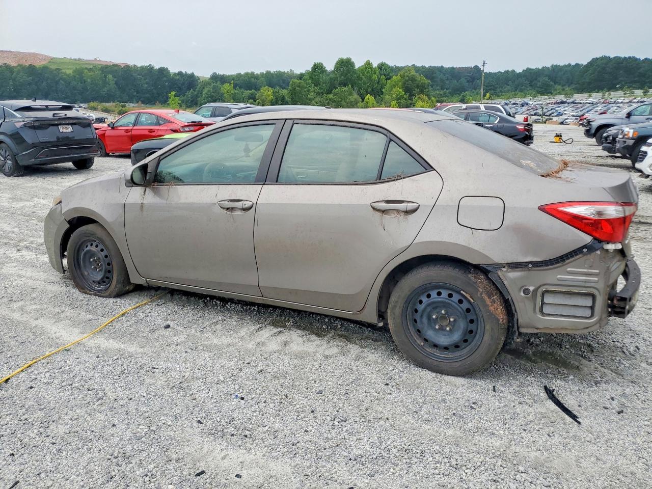 2015 Toyota Corolla Le Green vin: 2T1BURHE5FC233890