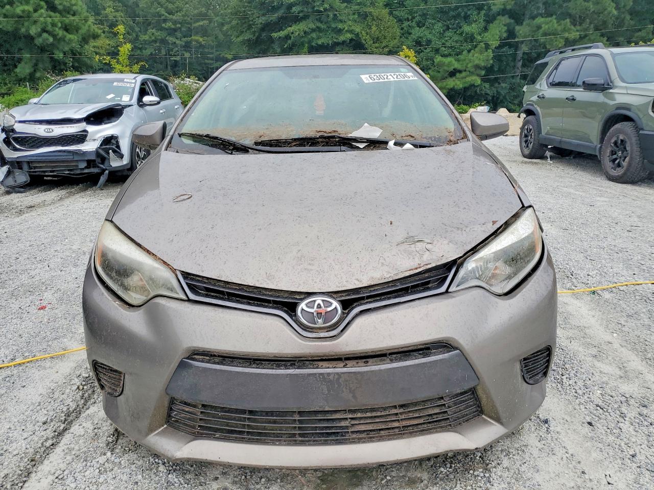 2015 Toyota Corolla Le Green vin: 2T1BURHE5FC233890