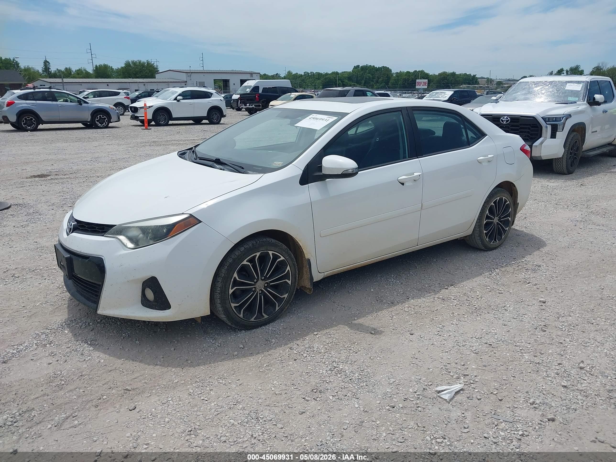 2015 Toyota Corolla S Plus White vin: 2T1BURHE5FC255212