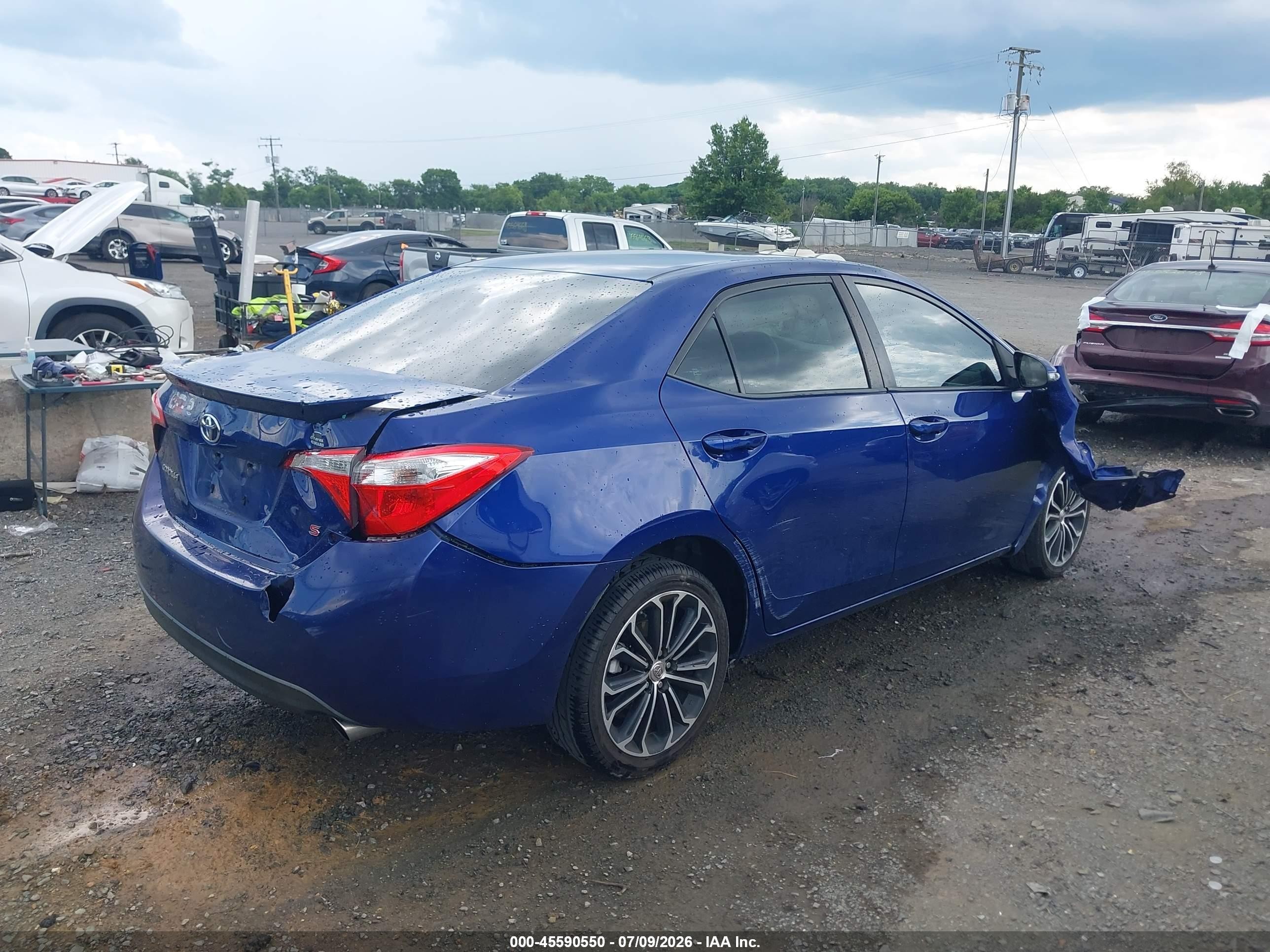 2015 Toyota Corolla S Plus Blue vin: 2T1BURHE5FC265013