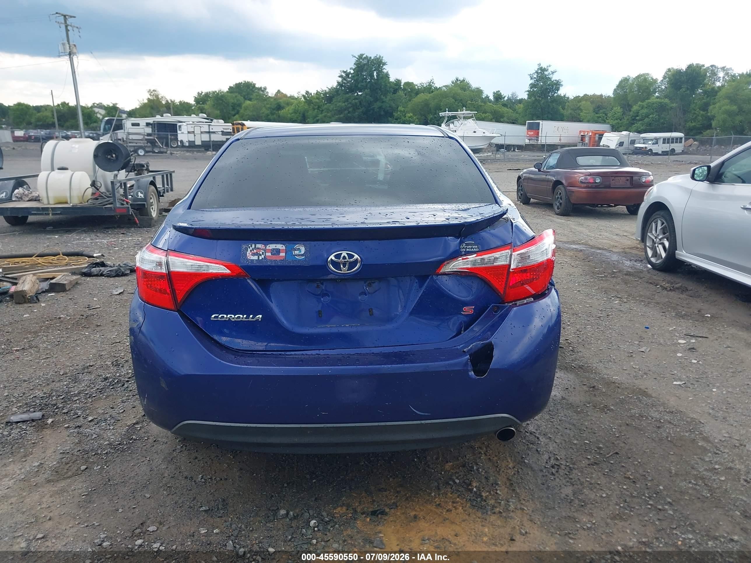 2015 Toyota Corolla S Plus Blue vin: 2T1BURHE5FC265013
