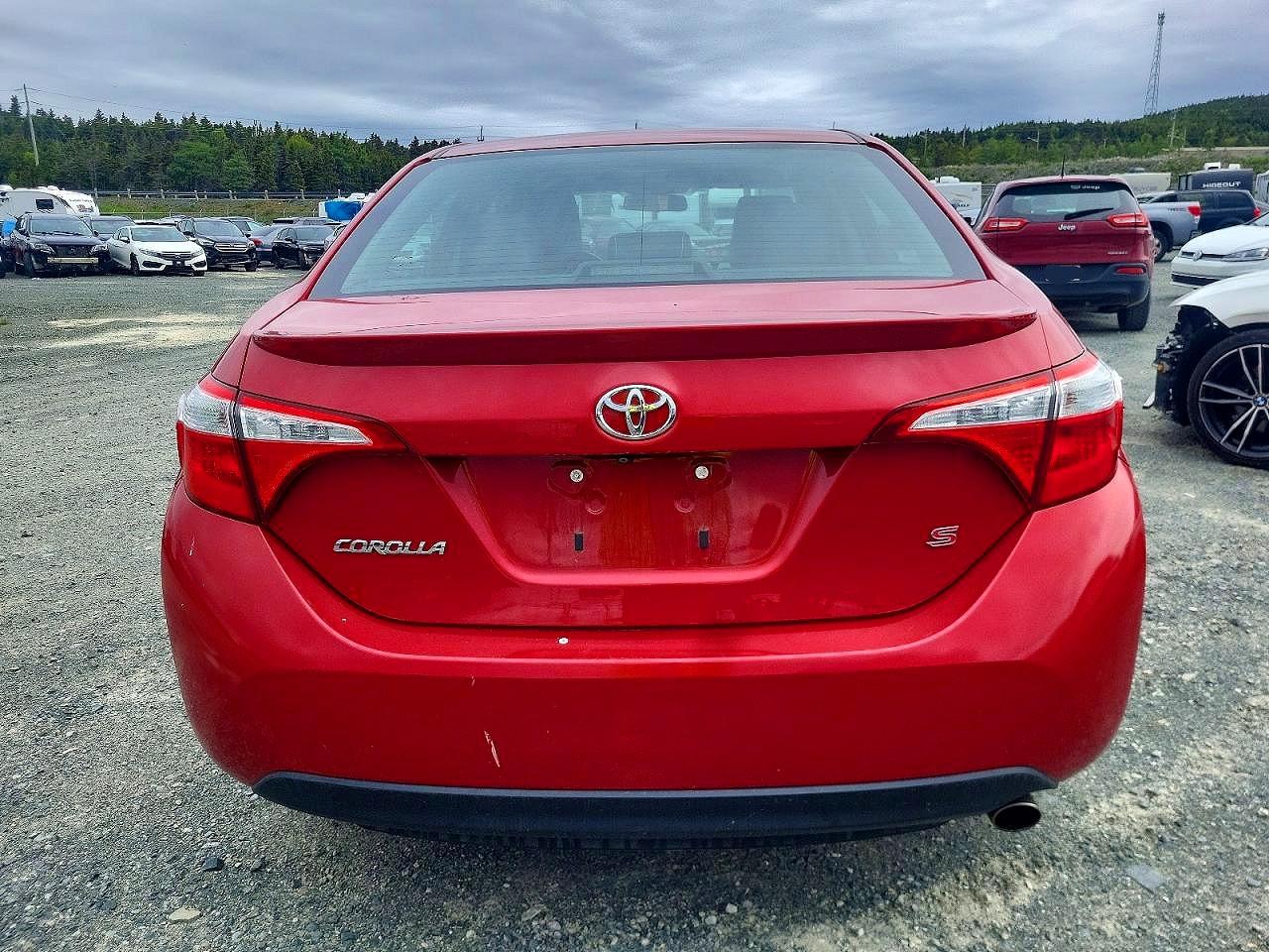 2015 Toyota Corolla L Red vin: 2T1BURHE5FC297041