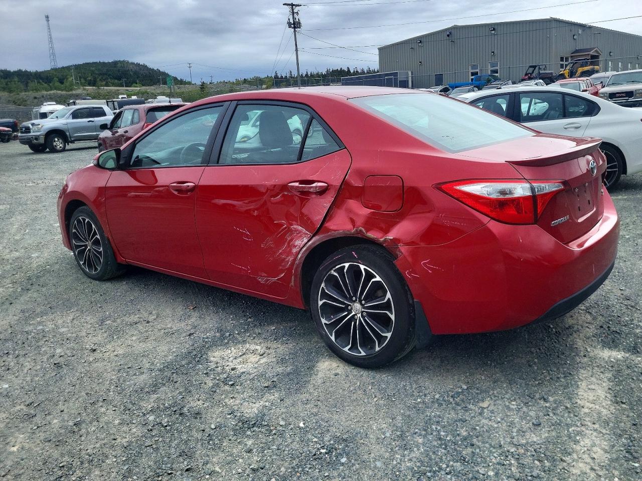 2015 Toyota Corolla L Red vin: 2T1BURHE5FC297041