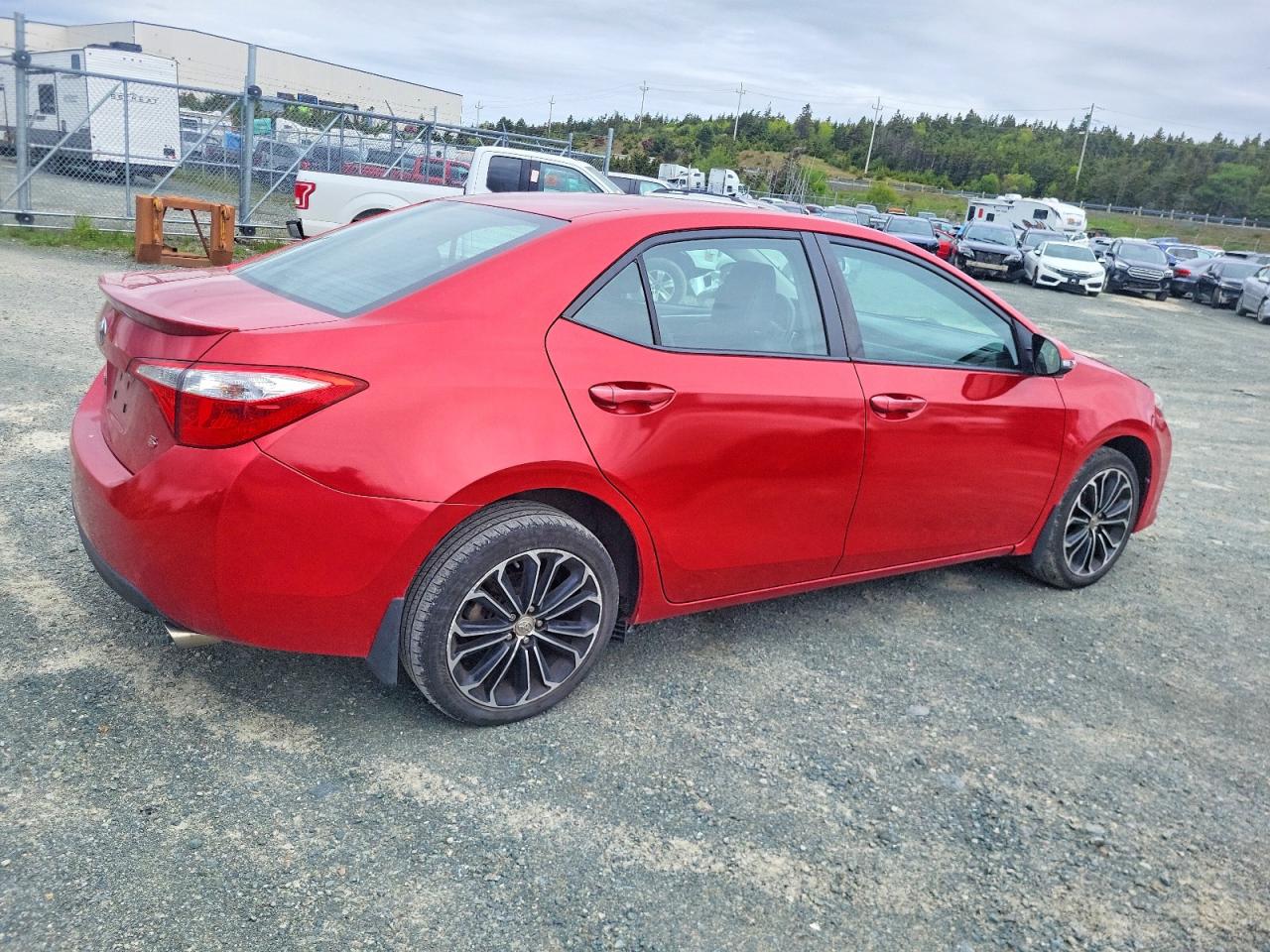 2015 Toyota Corolla L Red vin: 2T1BURHE5FC297041