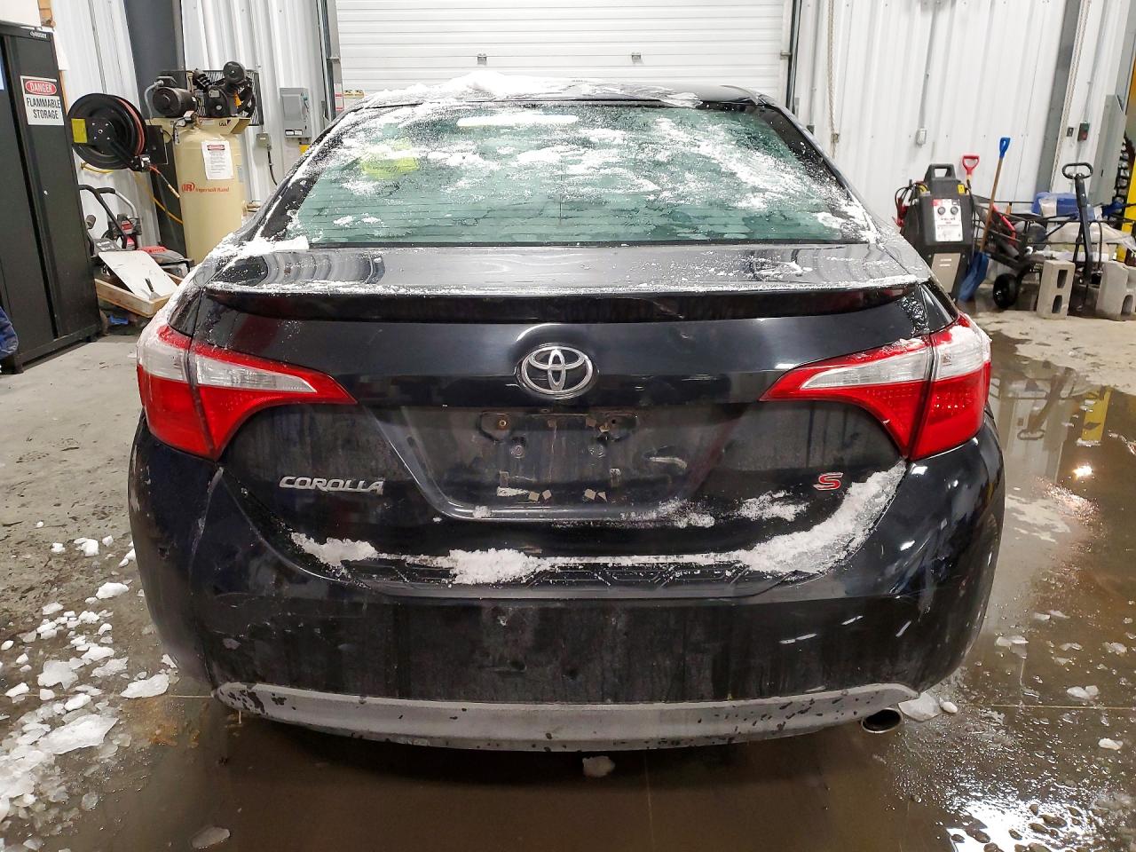 2015 Toyota Corolla L Black vin: 2T1BURHE5FC300052