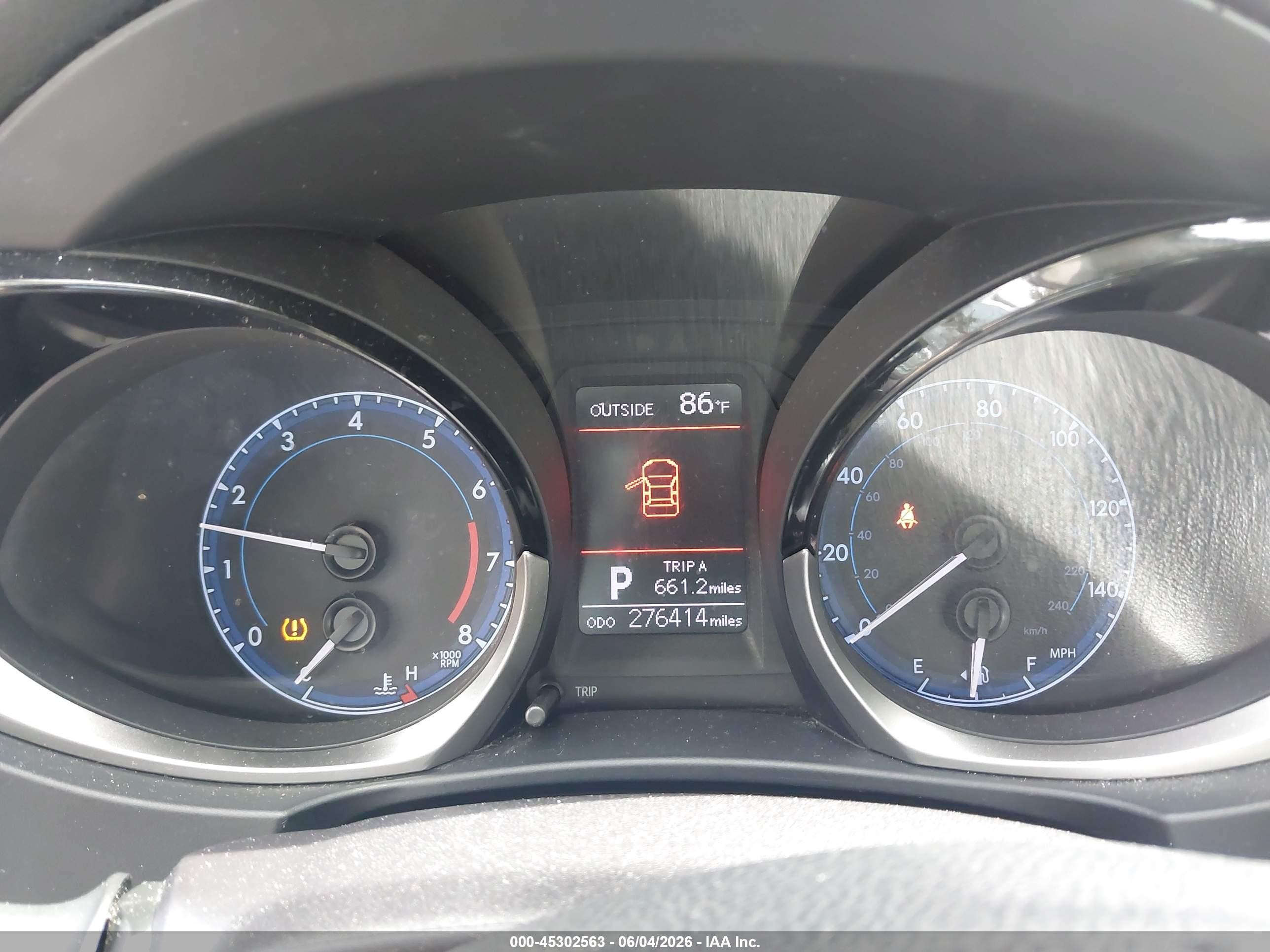 2015 Toyota Corolla S Plus Silver vin: 2T1BURHE5FC315103
