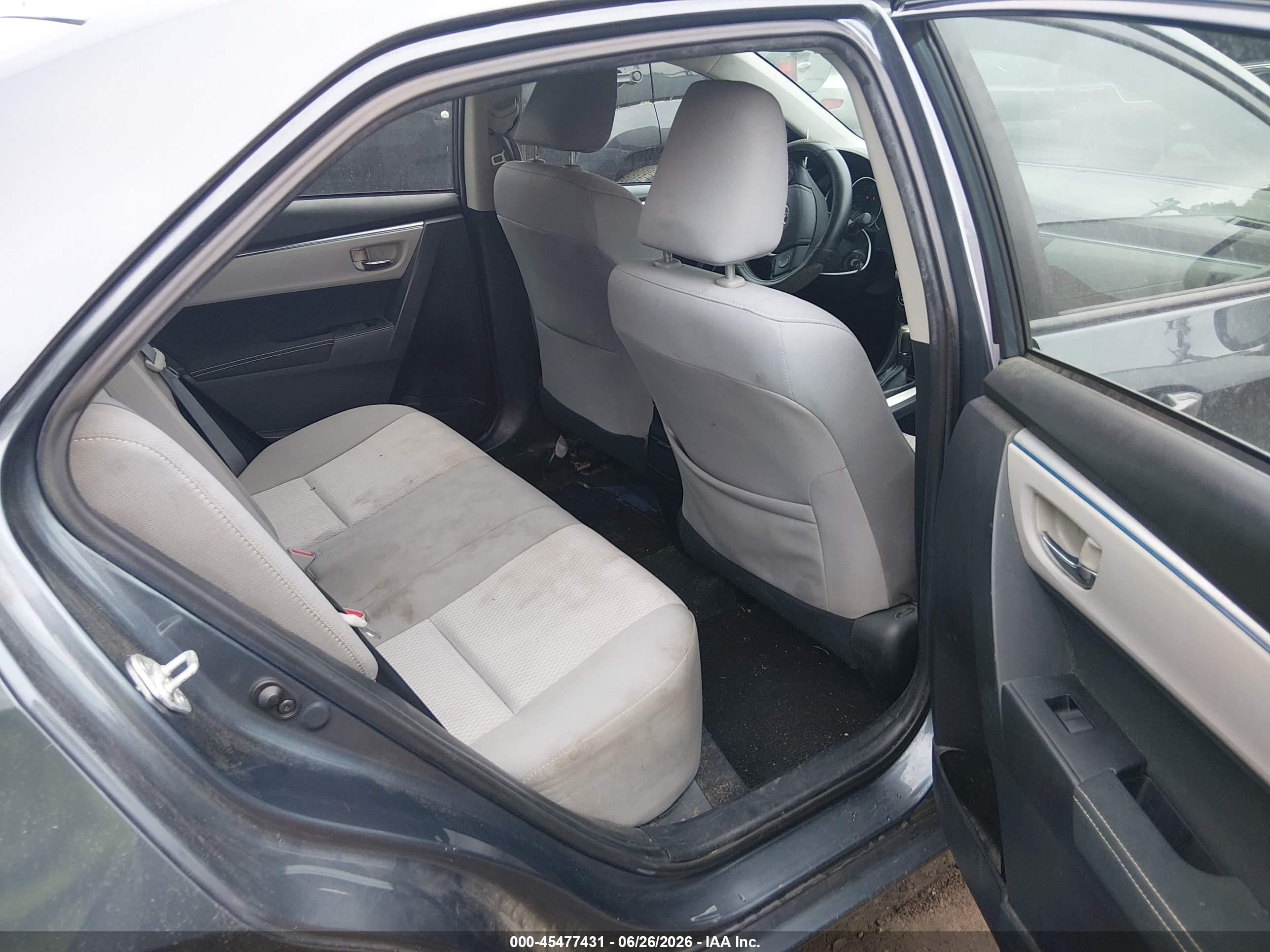2015 Toyota Corolla Le Blue vin: 2T1BURHE5FC324321