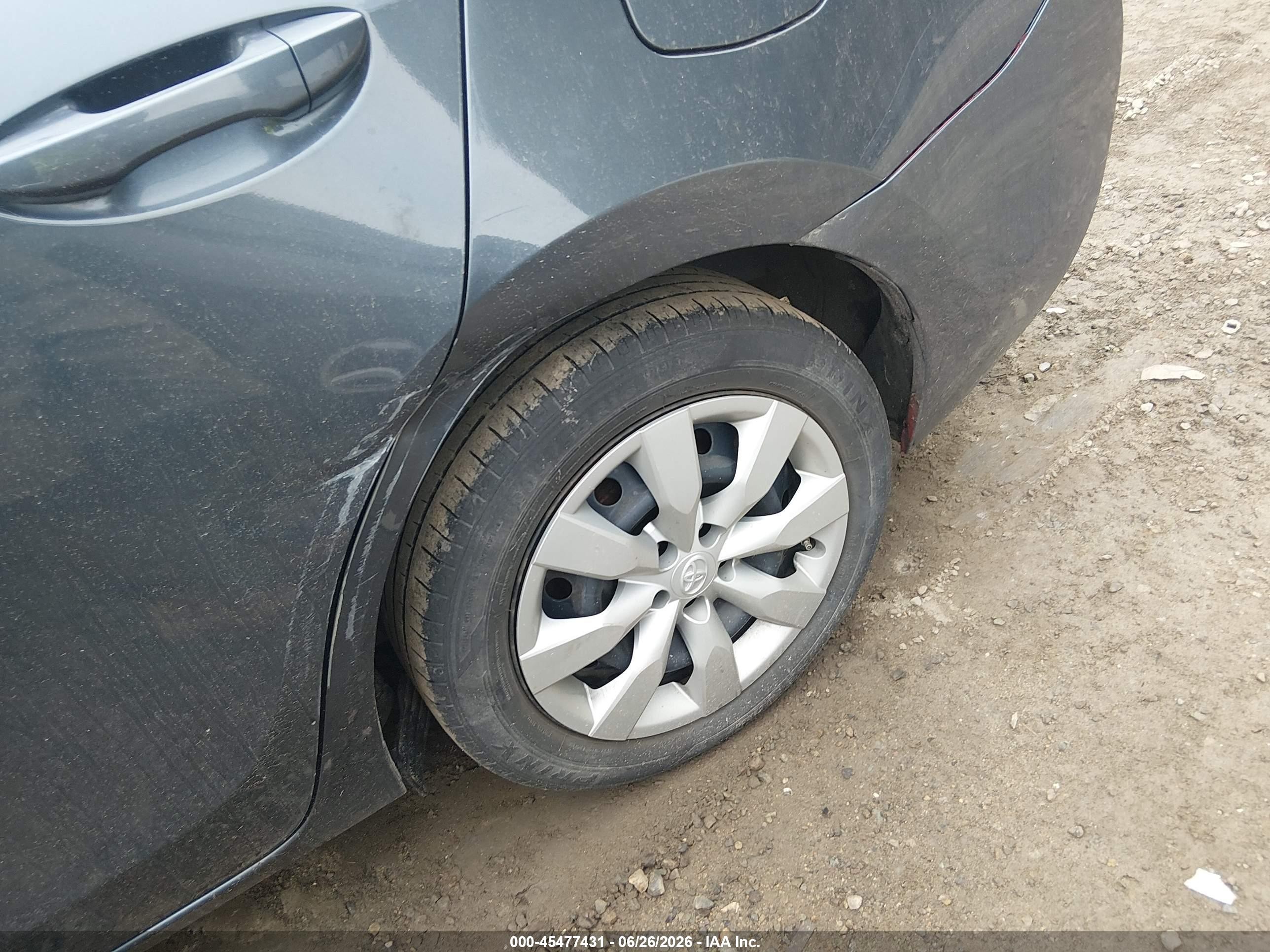 2015 Toyota Corolla Le Blue vin: 2T1BURHE5FC324321
