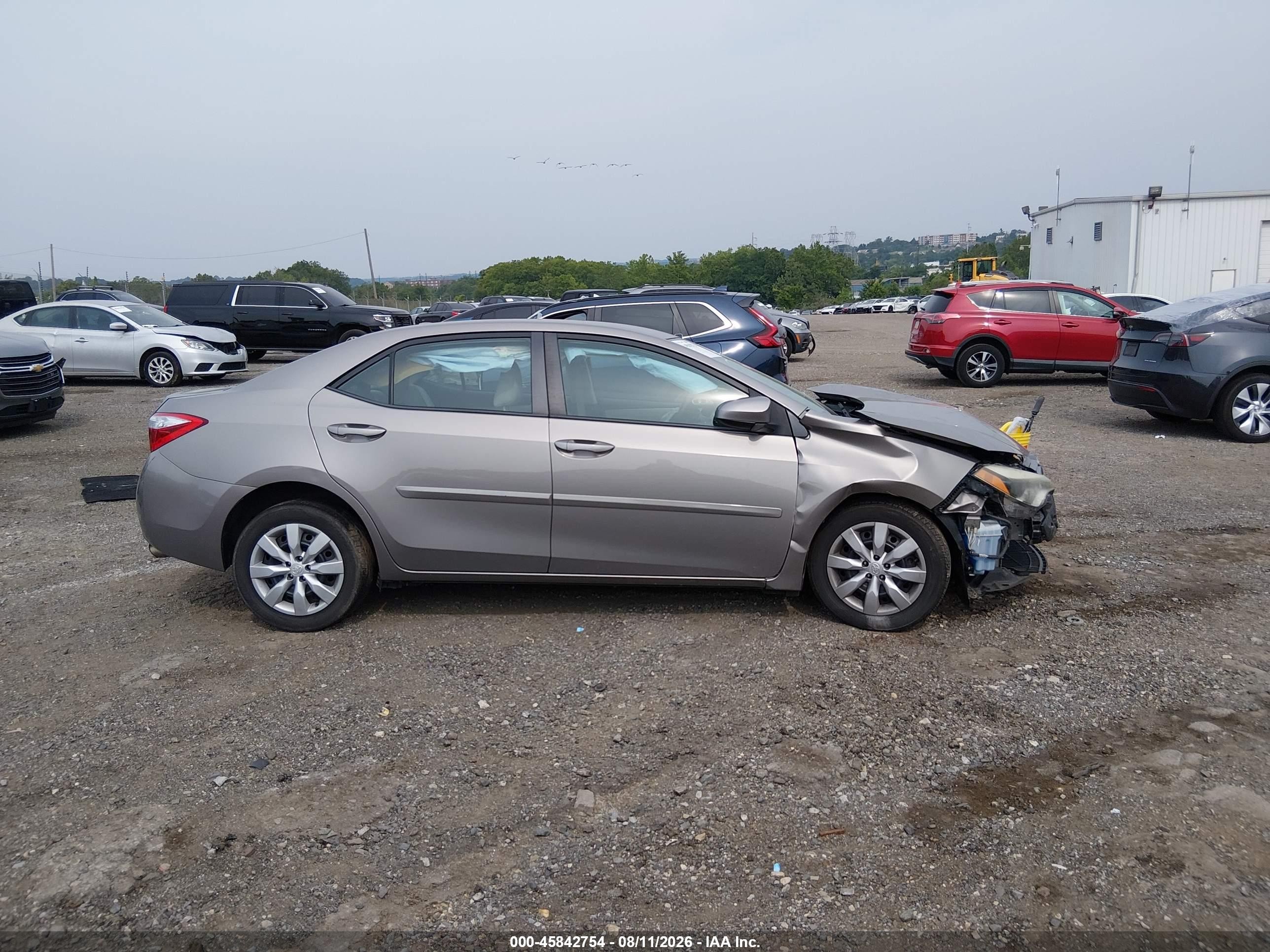 2015 Toyota Corolla Le Silver vin: 2T1BURHE5FC331625