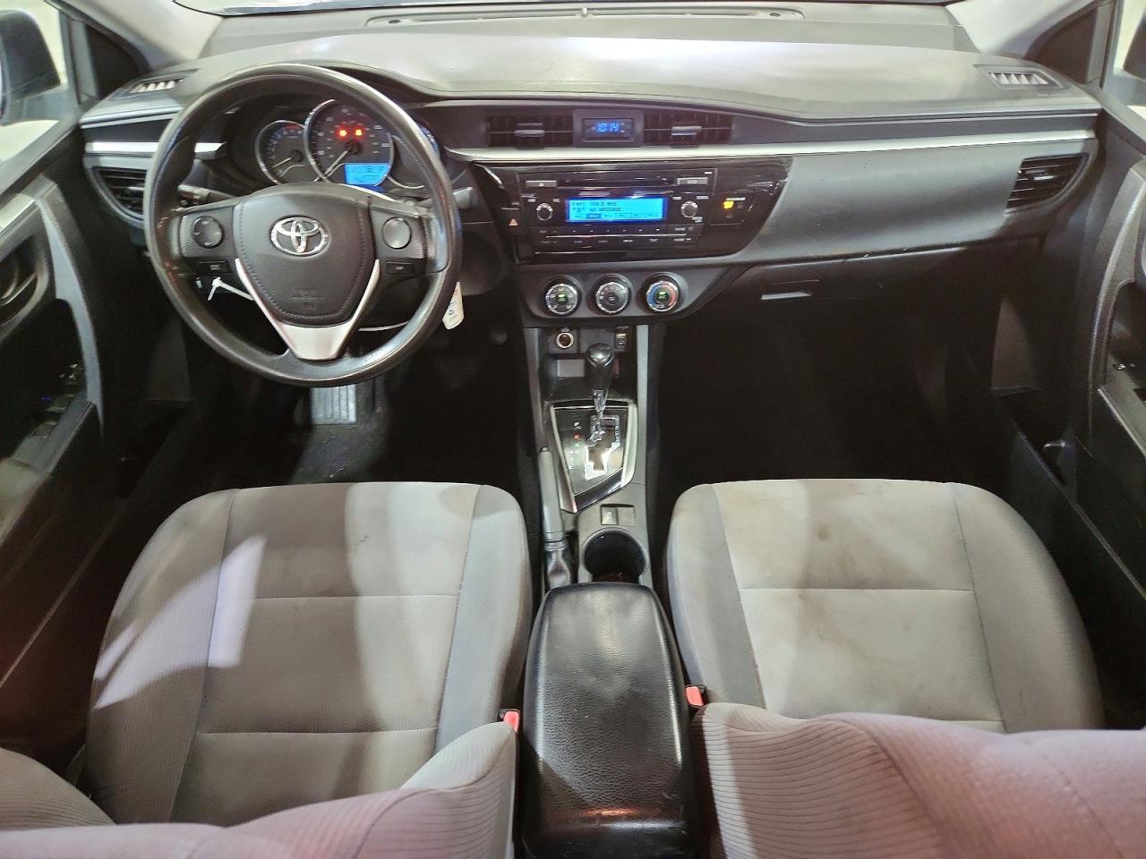 2015 Toyota Corolla L Silver vin: 2T1BURHE5FC340938