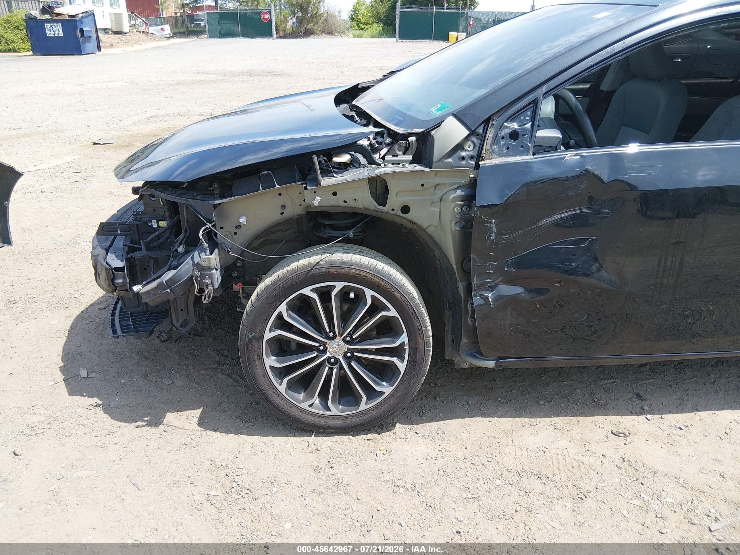 2015 Toyota Corolla Le Black vin: 2T1BURHE5FC359831