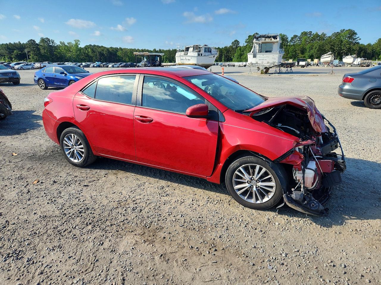 2015 Toyota Corolla Le Plus Red vin: 2T1BURHE5FC370750