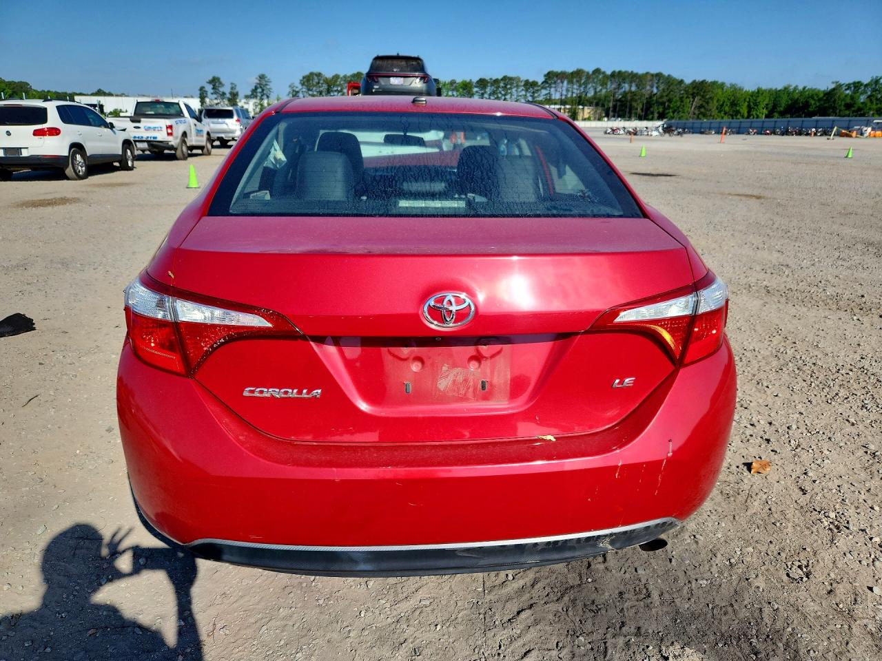 2015 Toyota Corolla Le Plus Red vin: 2T1BURHE5FC370750