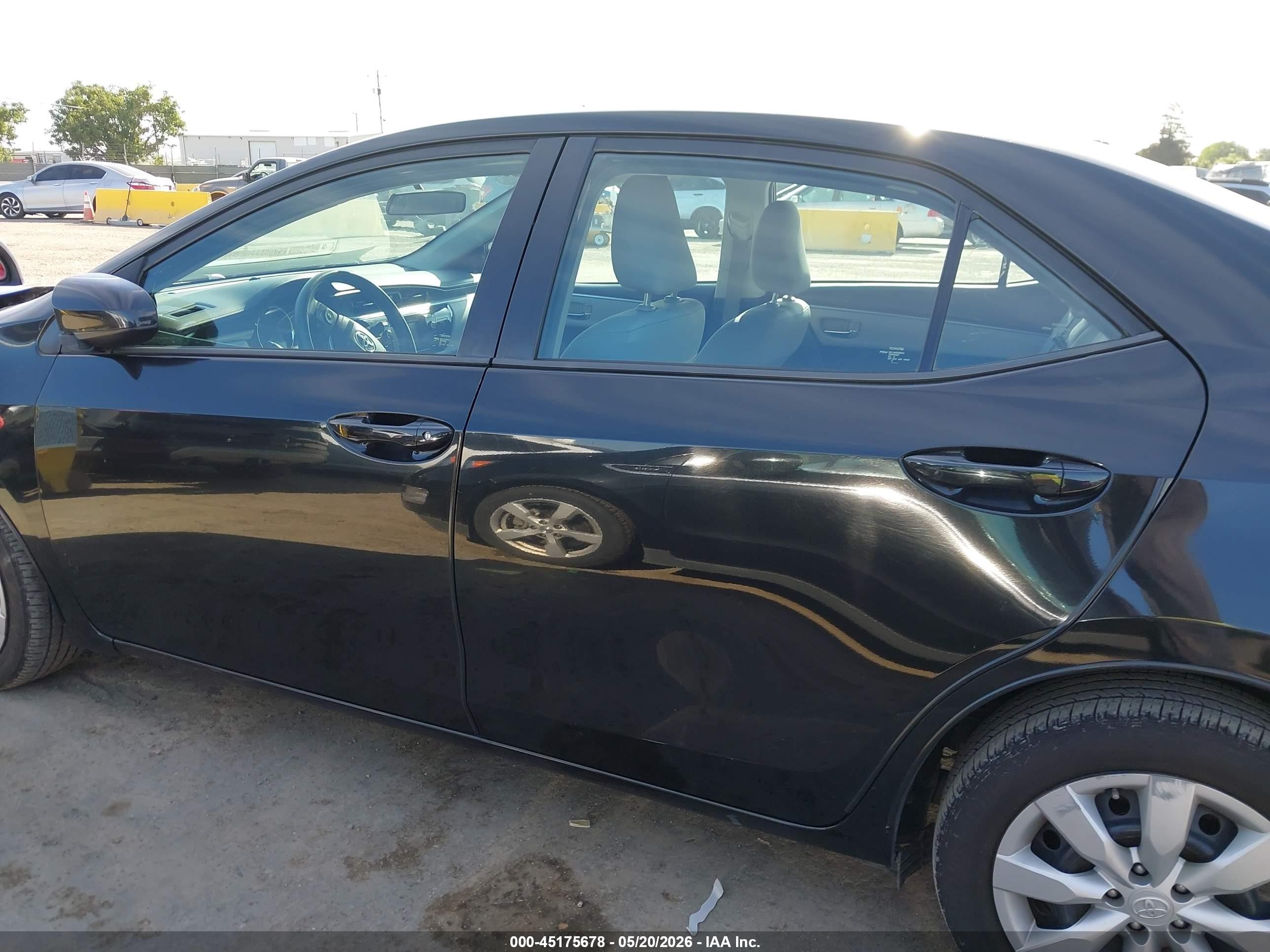 2015 Toyota Corolla Le Black vin: 2T1BURHE5FC375981