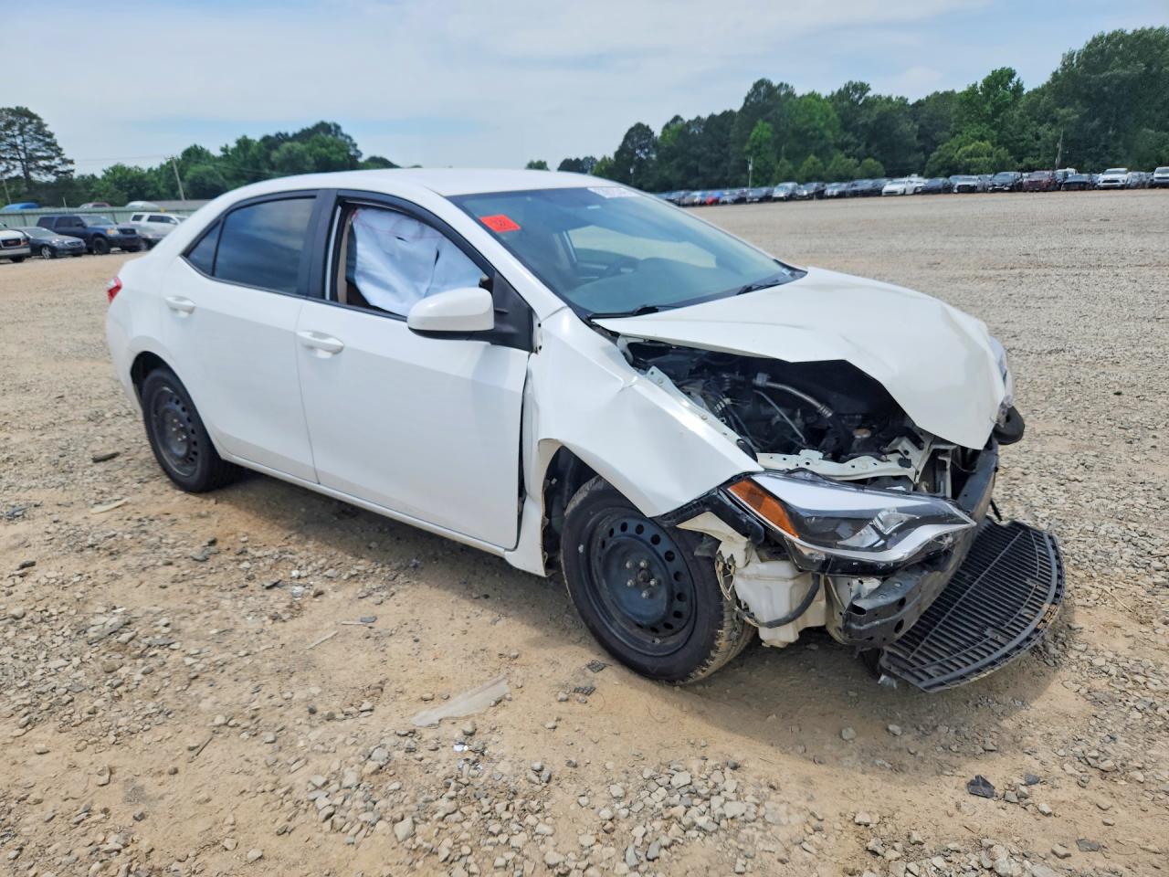 2015 Toyota Corolla Le White vin: 2T1BURHE5FC384275