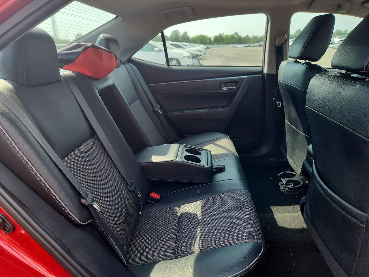 2015 Toyota Corolla S Plus Red vin: 2T1BURHE5FC394580