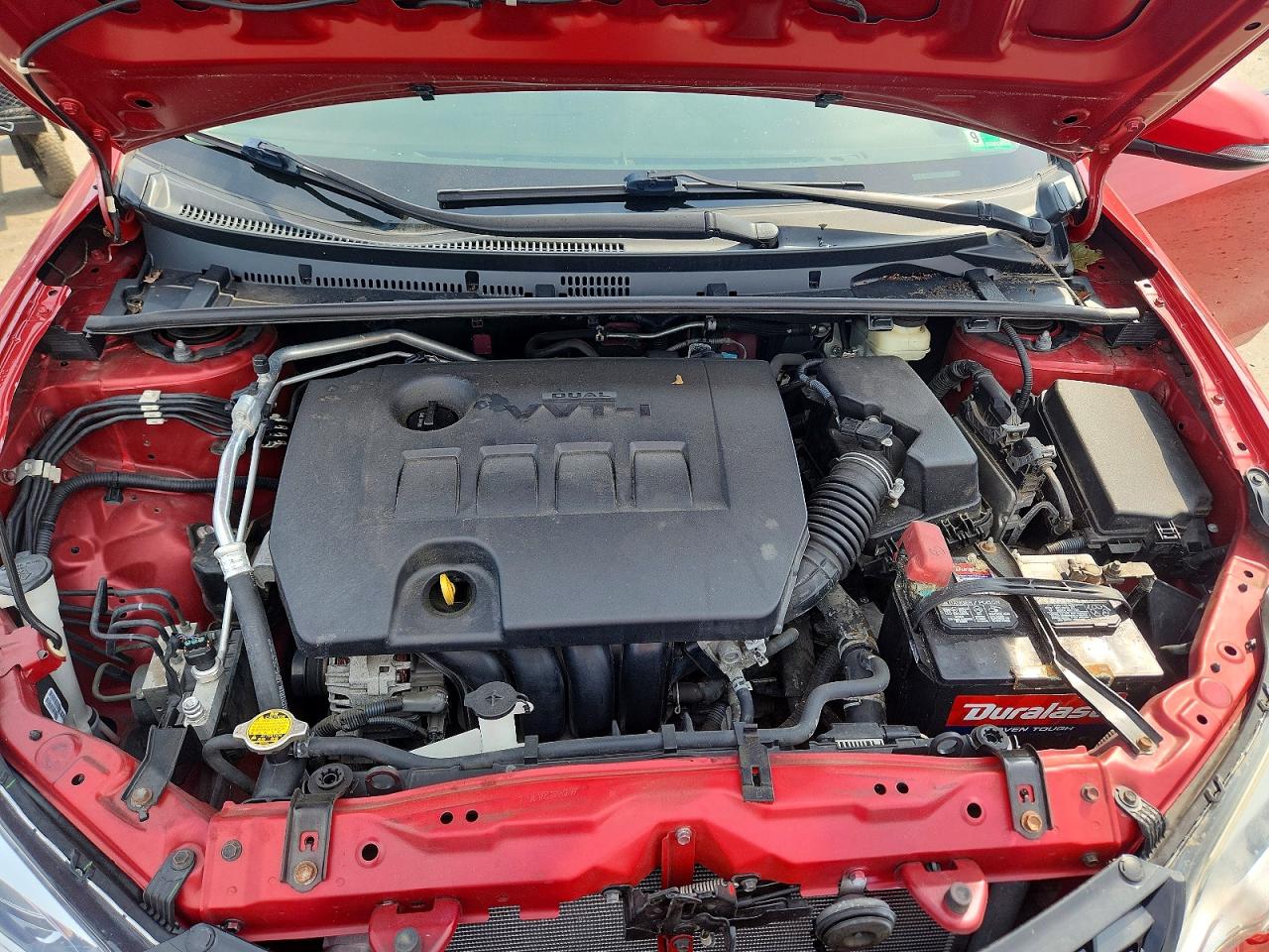 2015 Toyota Corolla S Plus Red vin: 2T1BURHE5FC394580