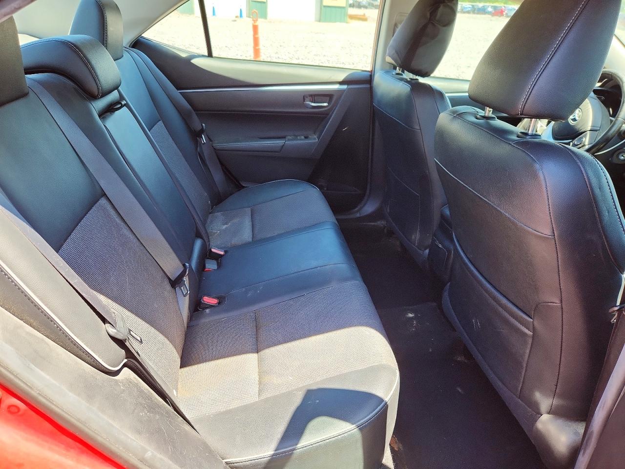 2015 Toyota Corolla S Plus Red vin: 2T1BURHE5FC395700