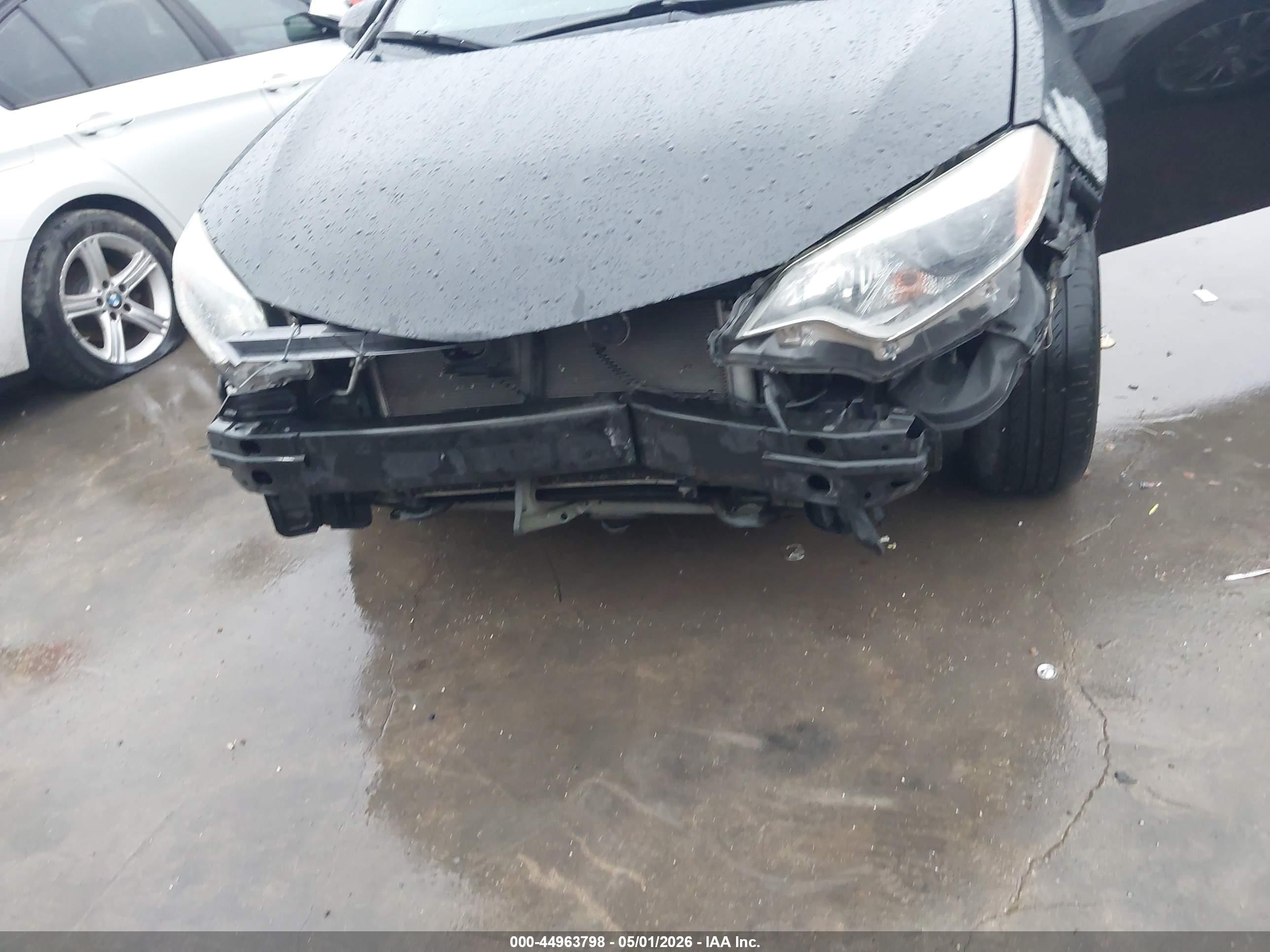 2015 Toyota Corolla Le Black vin: 2T1BURHE5FC403052