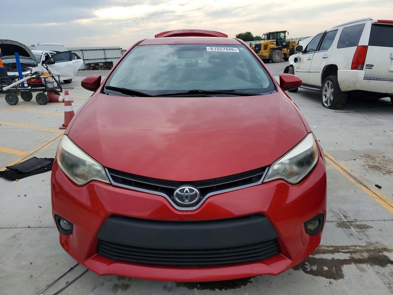 2015 Toyota Corolla Le Red vin: 2T1BURHE5FC415492