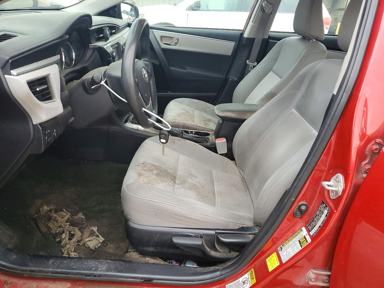 2015 Toyota Corolla Le Red vin: 2T1BURHE5FC415492