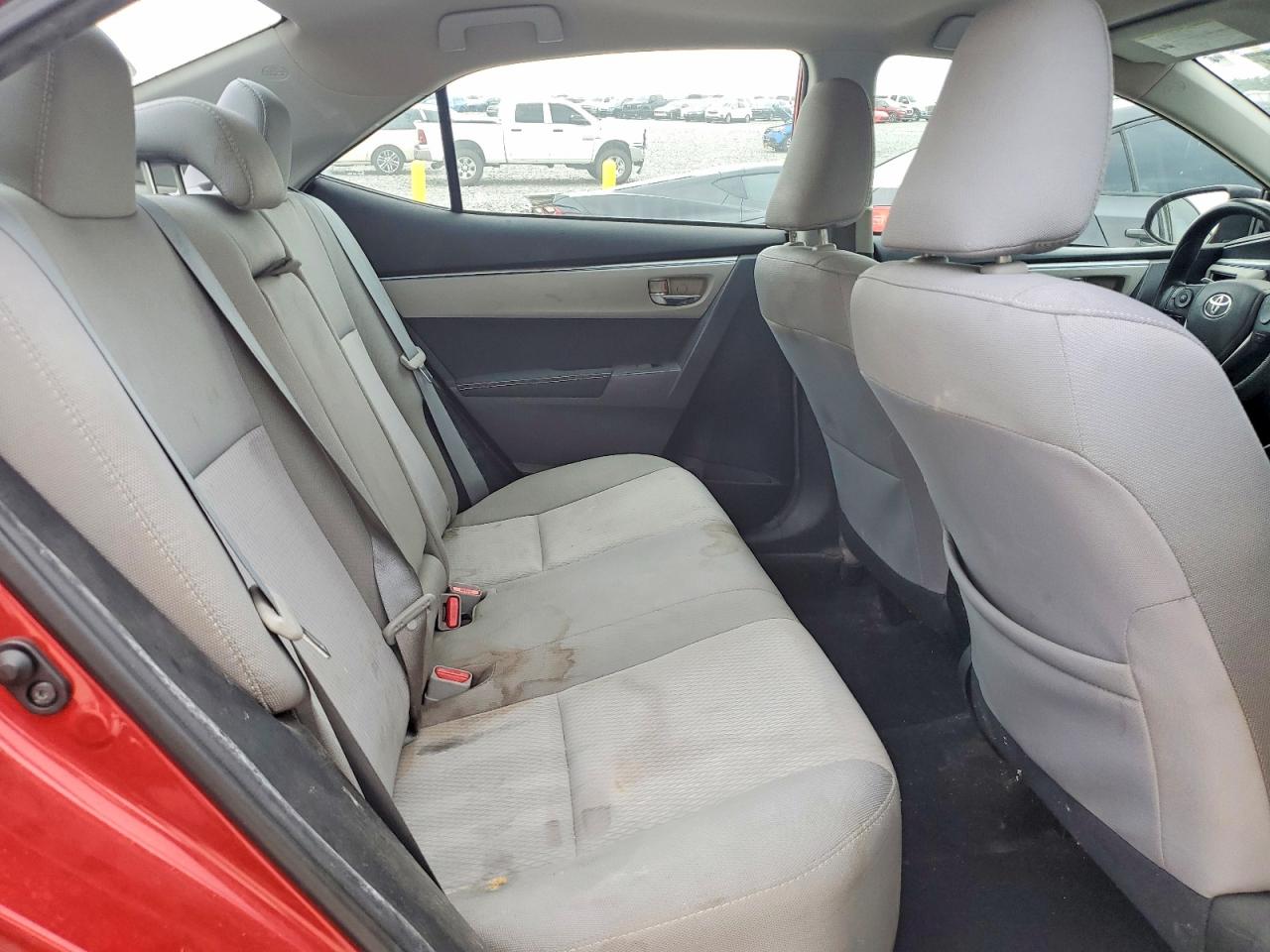 2015 Toyota Corolla Le Red vin: 2T1BURHE5FC415492