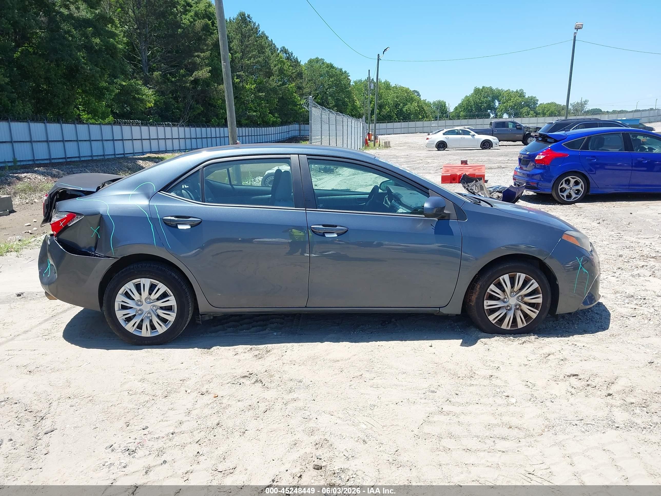 2015 Toyota Corolla Le Gray vin: 2T1BURHE5FC417890