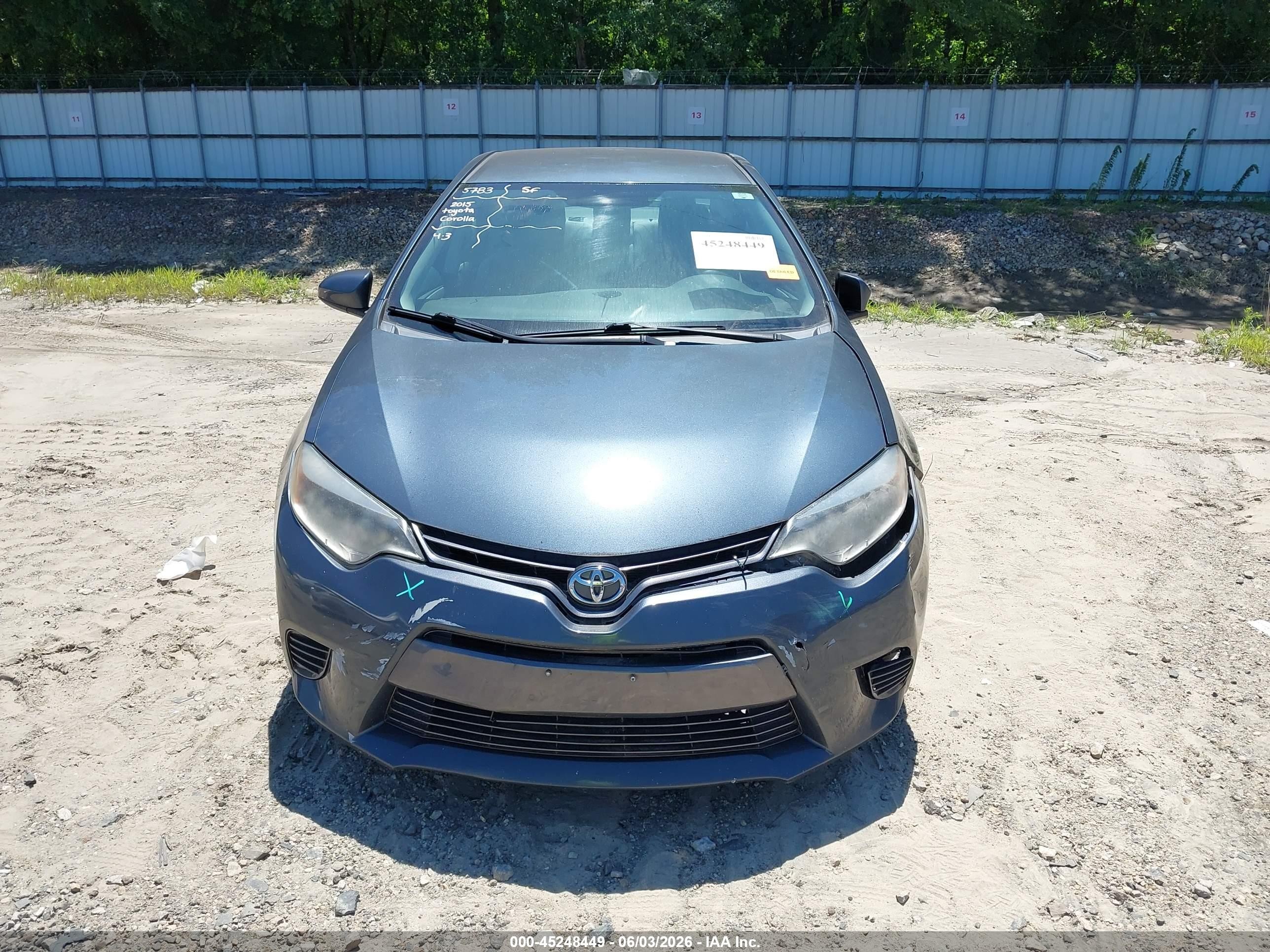 2015 Toyota Corolla Le Gray vin: 2T1BURHE5FC417890