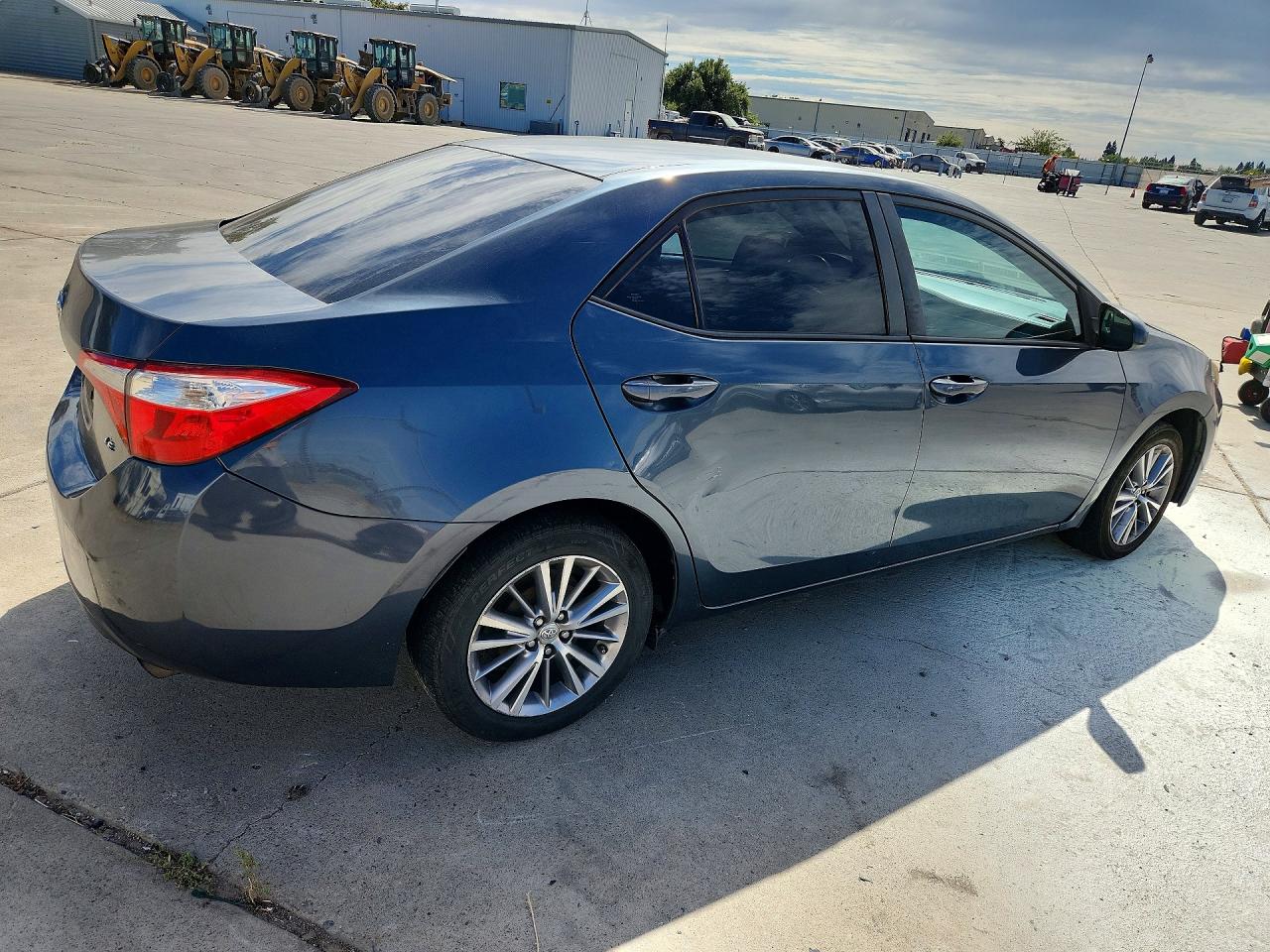 2015 Toyota Corolla Le Gray vin: 2T1BURHE5FC431255