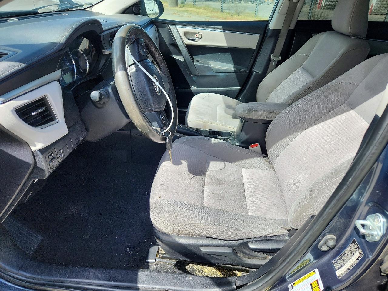 2015 Toyota Corolla Le Gray vin: 2T1BURHE5FC431255