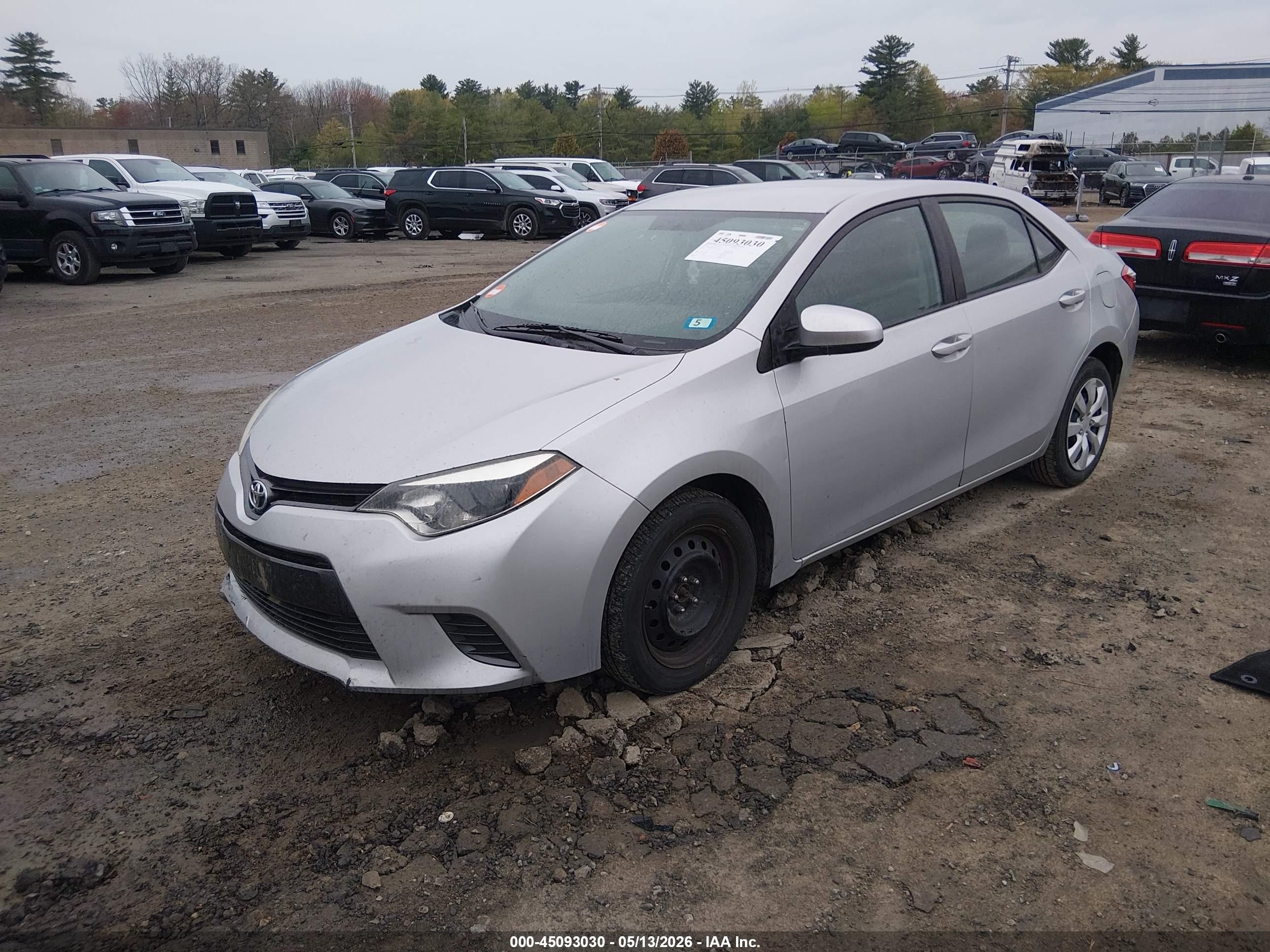 2015 Toyota Corolla Le Серебряный vin: 2T1BURHE5FC443535
